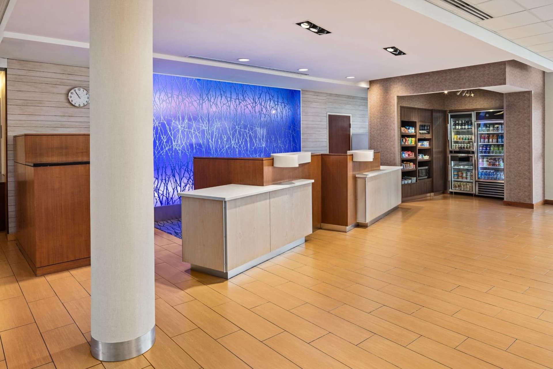 Fairfield Inn & Suites by Marriott Waterloo Cedar Falls interior in Waterloo, IA — gallery photo 2