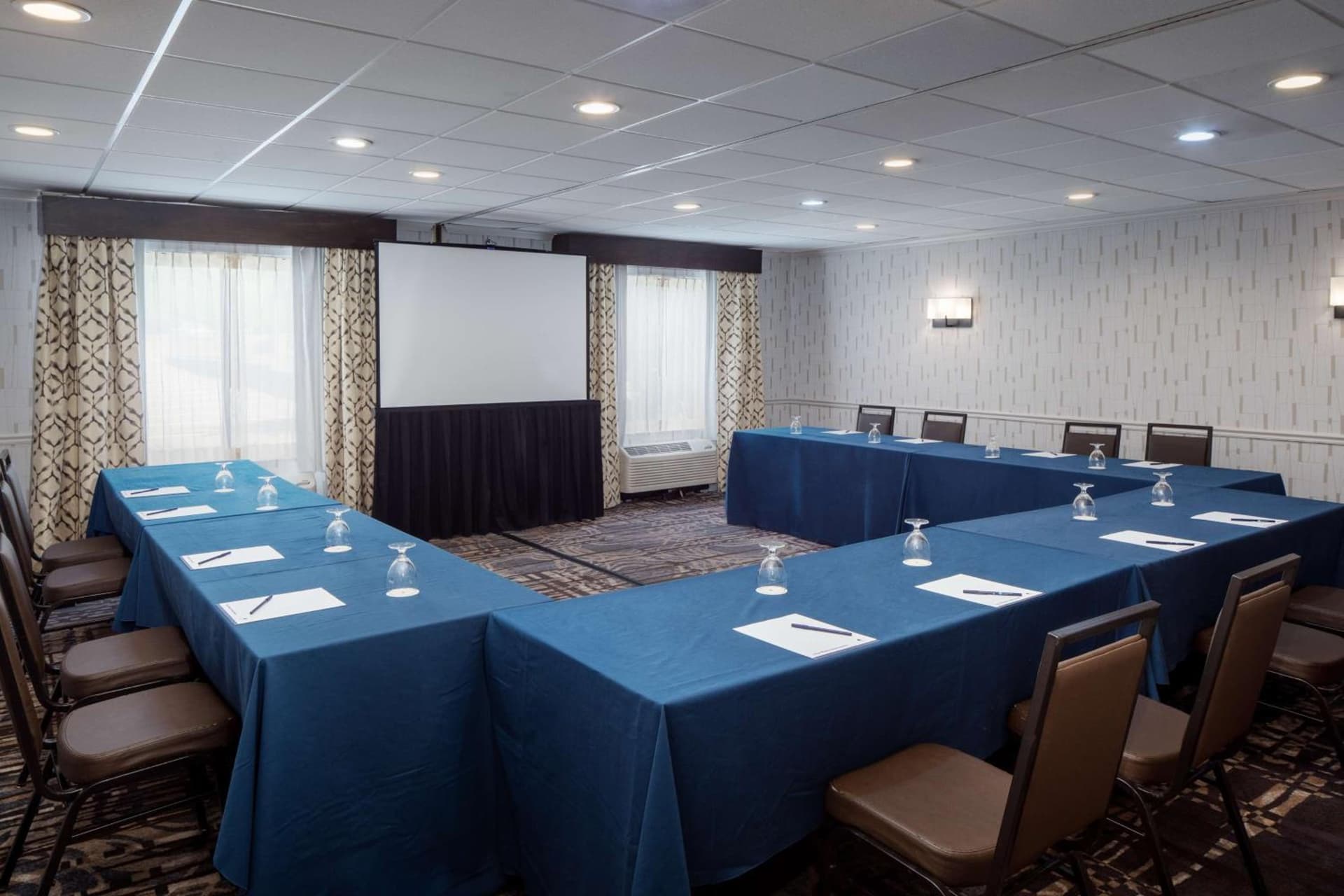 DoubleTree by Hilton Princeton gallery photo in Princeton, NJ — image 23