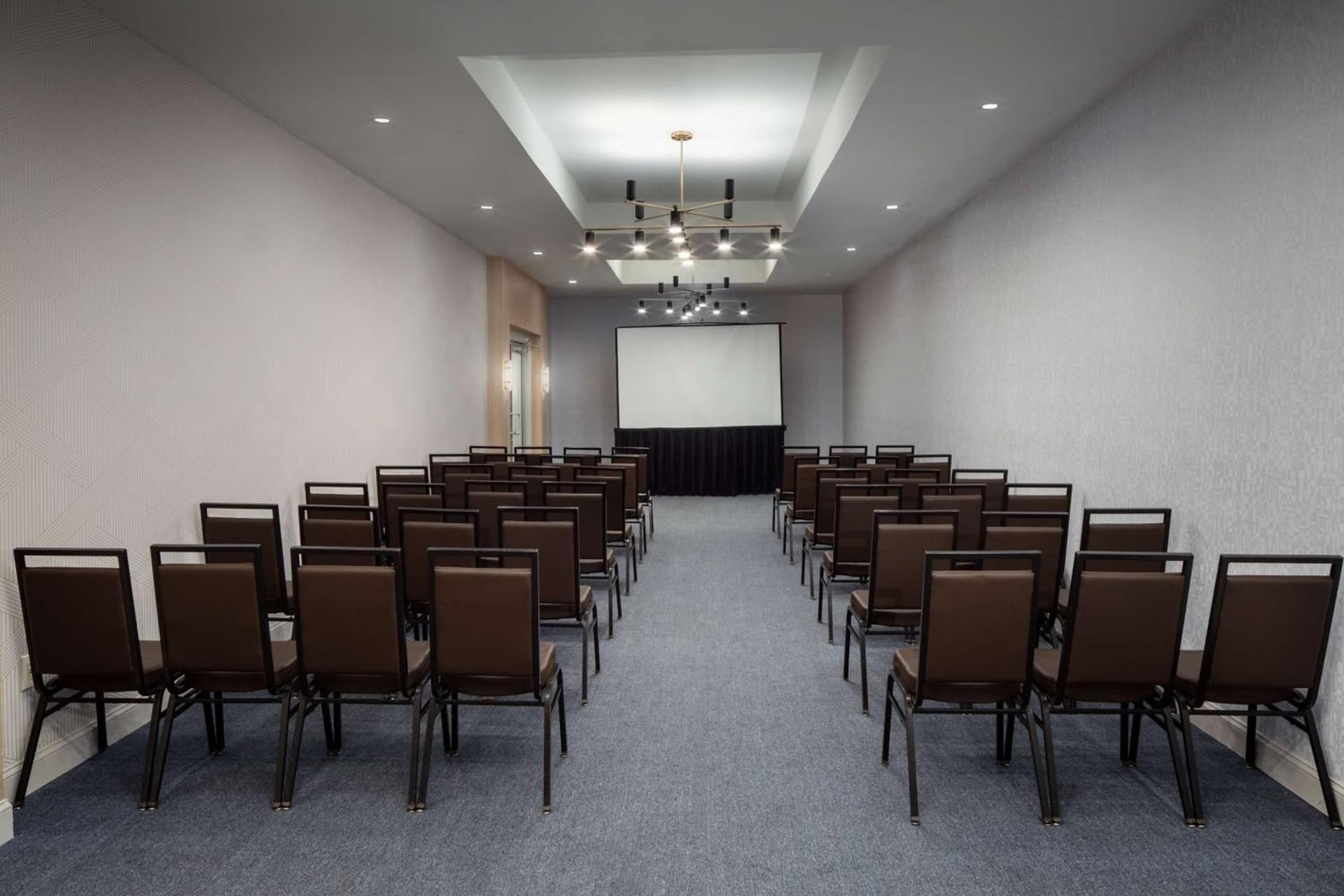 DoubleTree by Hilton Princeton gallery photo in Princeton, NJ — image 9