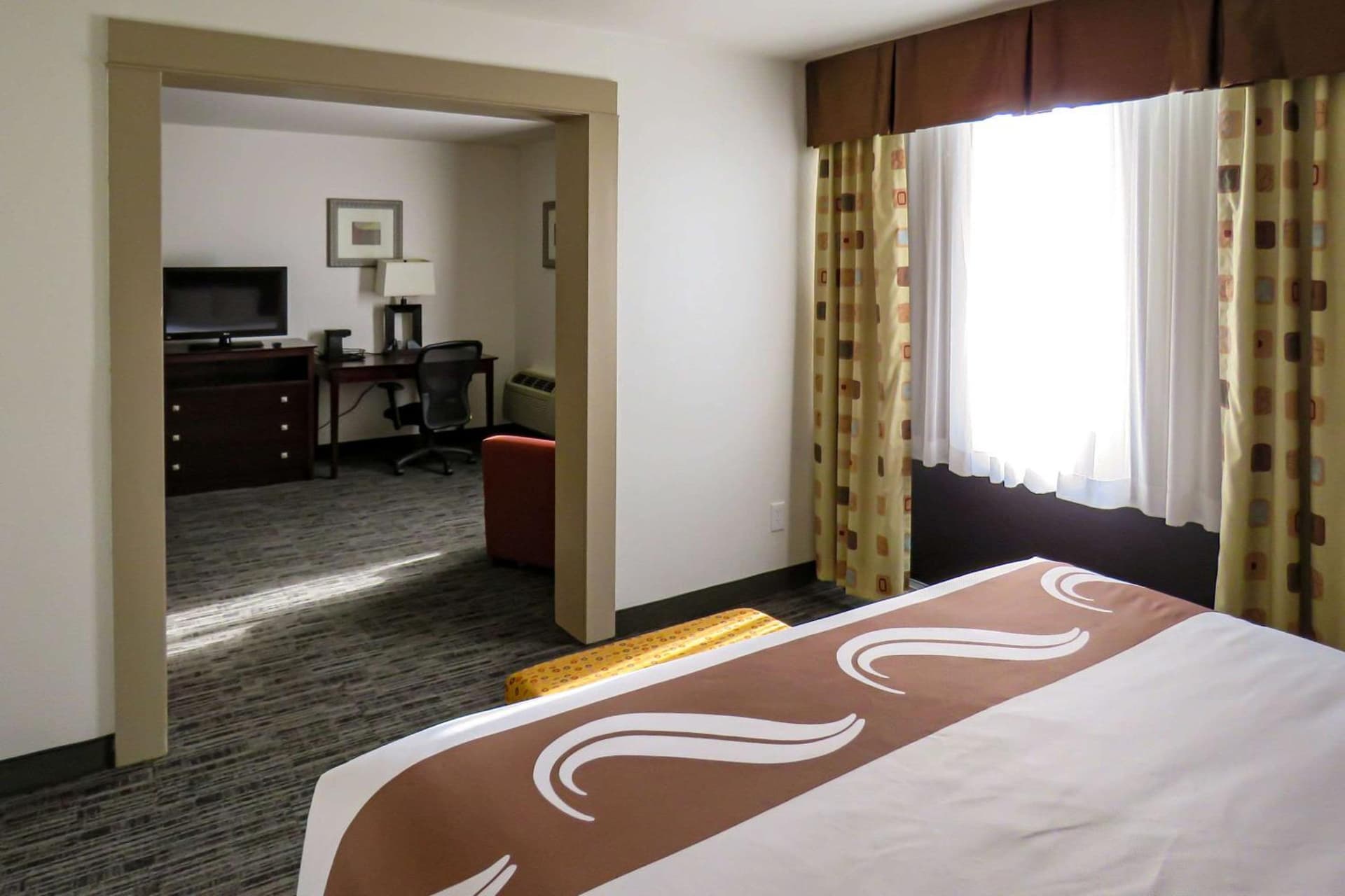 Quality Inn & Suites Everett gallery photo in Everett, WA — image 10