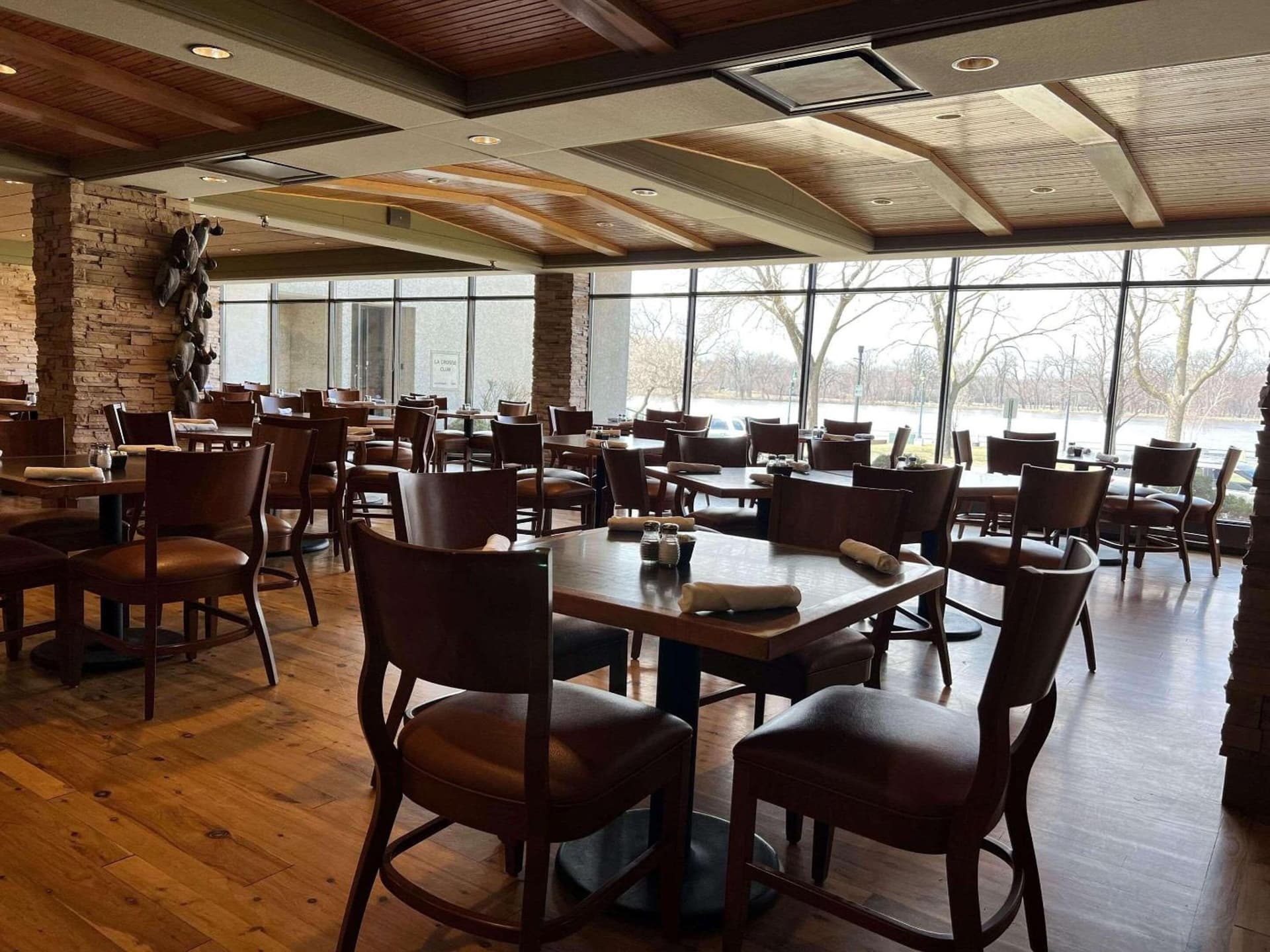 Radisson Hotel La Crosse gallery photo in La Crosse, WI — image 11