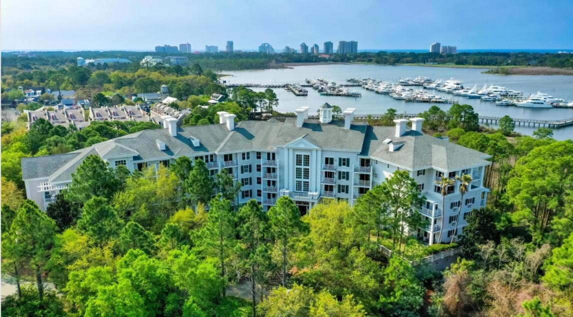 Cozy Bayside Retreat at Lasata , Stunning Panoramic Views ,Steps away from Baytowne Wharf, 3 Bedrooms 3 full baths !! featured exterior or lobby in Destin, FL — similar hotel
