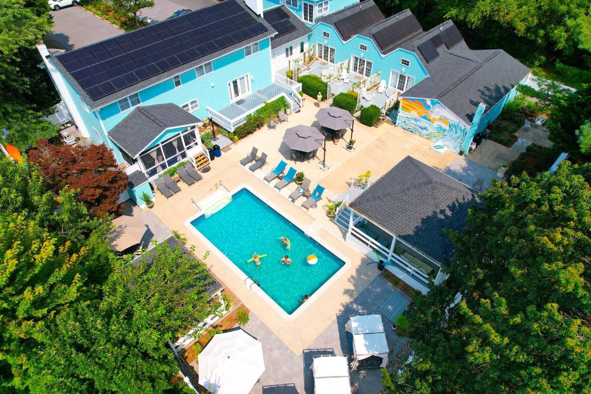 Mar Bella Boutique Hotel & Spa property views in Rehoboth Beach, DE — gallery photo 3