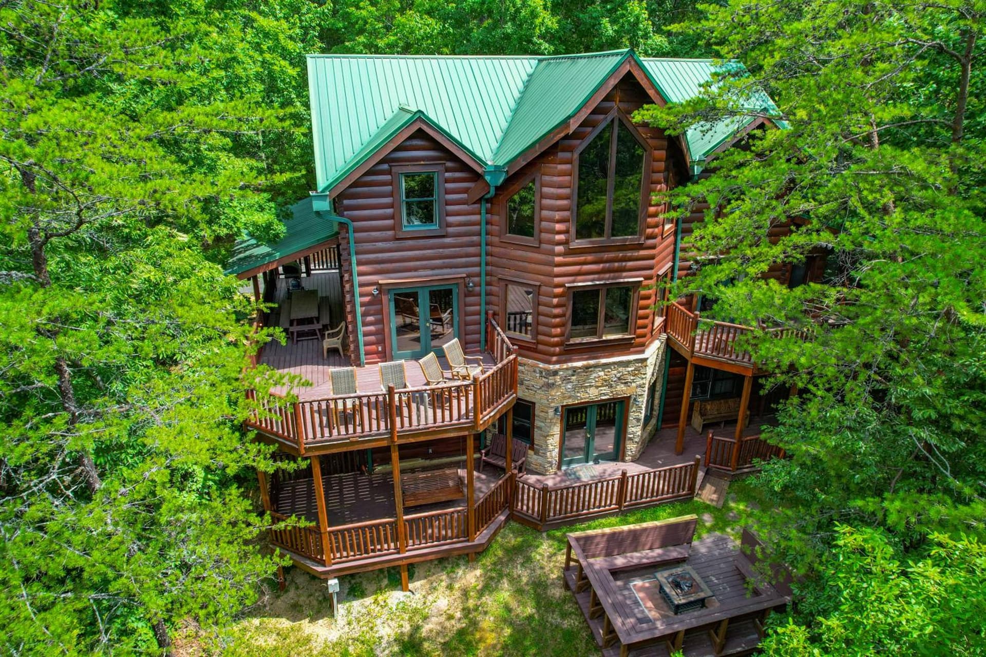 Smoky Cove Resort - Sleeps 20 - With Hot Tub featured exterior or lobby in Sevierville, TN — similar hotel
