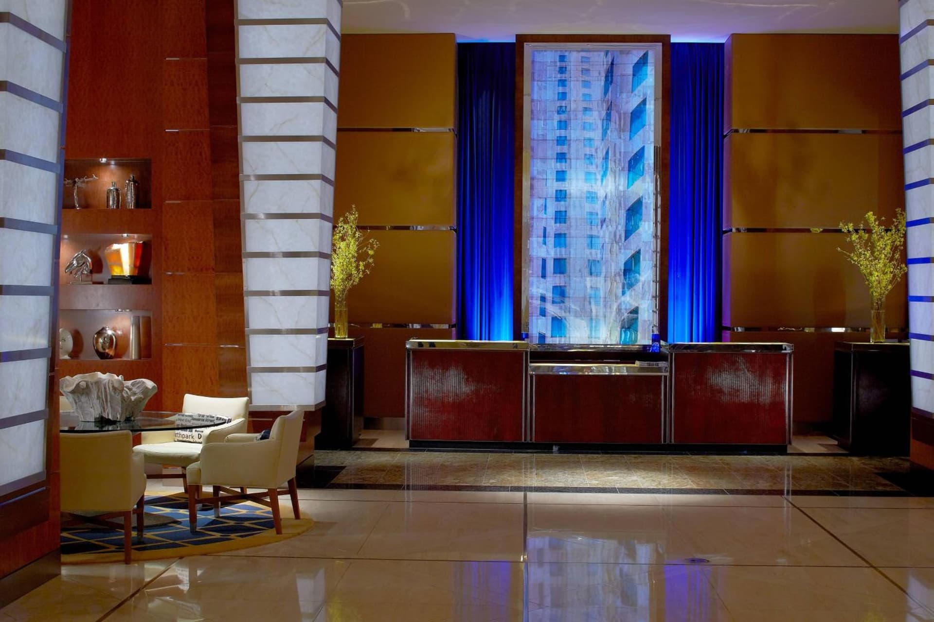 Renaissance Dallas Hotel interior in Dallas, TX — gallery photo 2