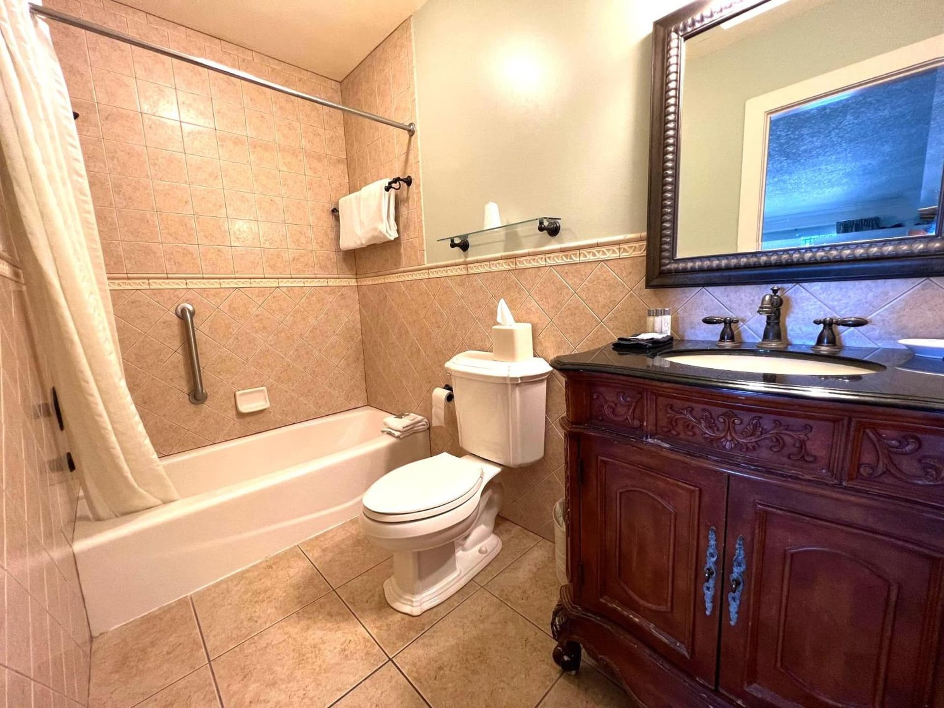 Bayfront Inn interior in St. Augustine, FL — gallery photo 2