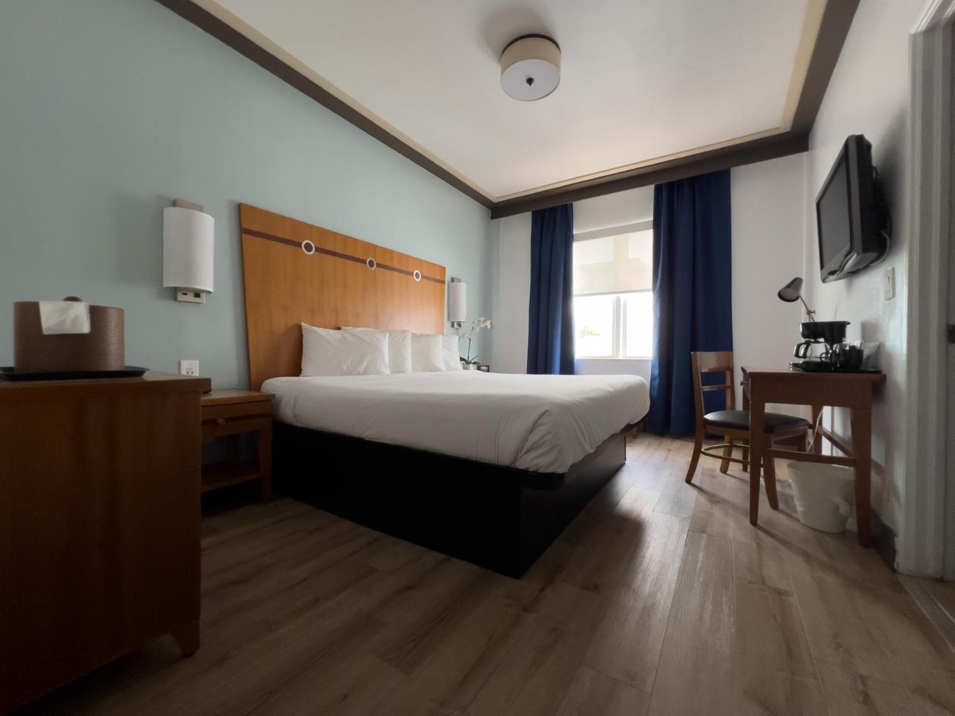 Majestic Hotel South Beach interior in Miami Beach, FL — gallery photo 2