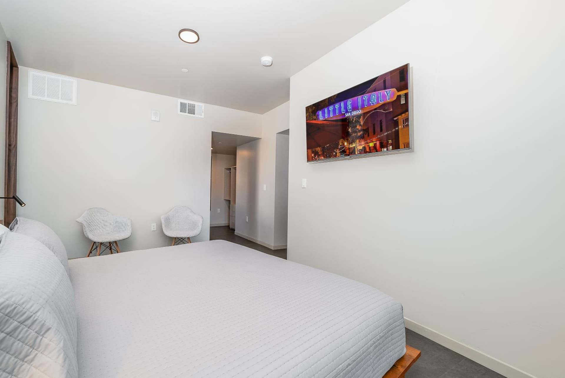 City24 Condo Hotel Little Italy Mission Hills gallery photo in San Diego, CA — image 32