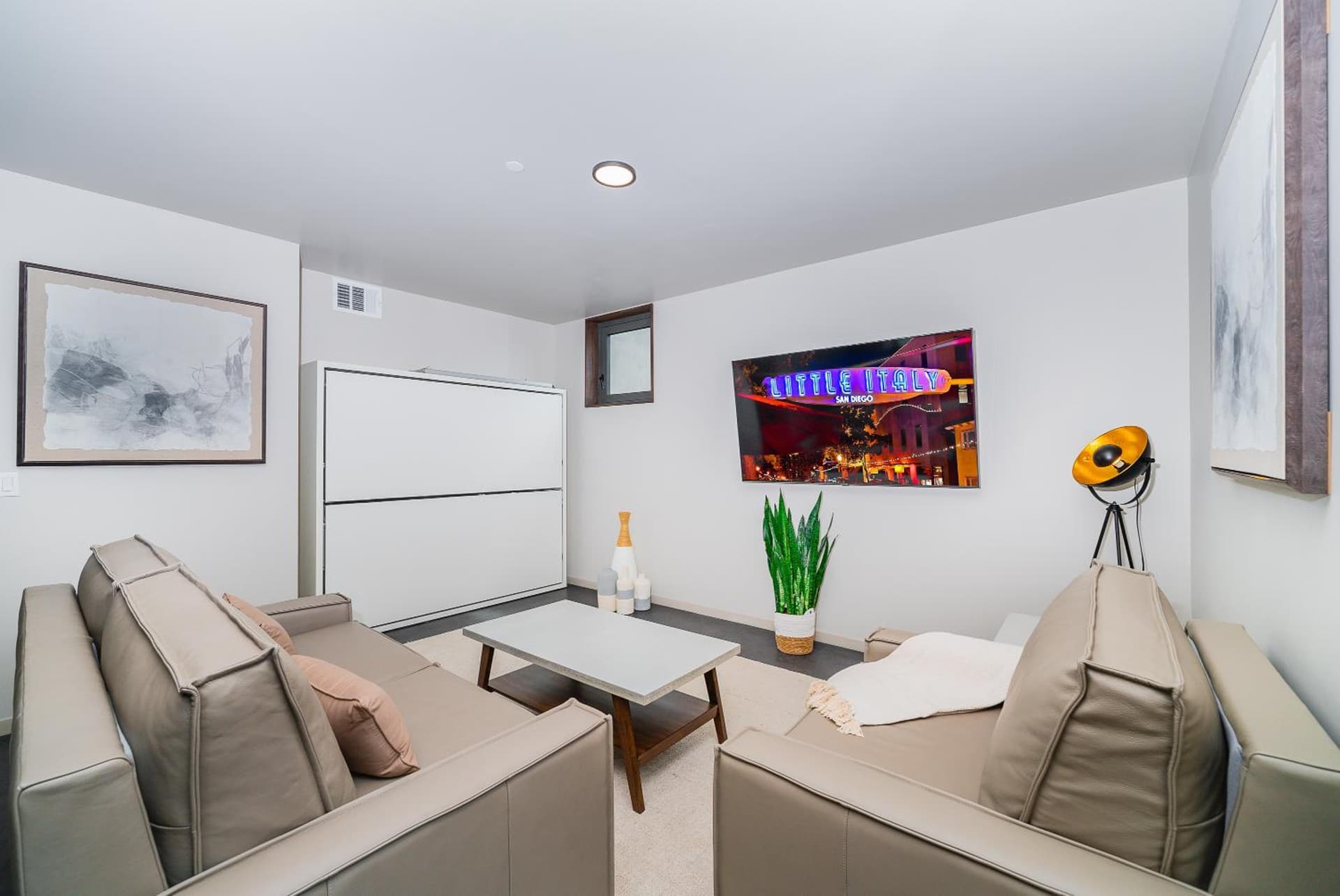 City24 Condo Hotel Little Italy Mission Hills gallery photo in San Diego, CA — image 48