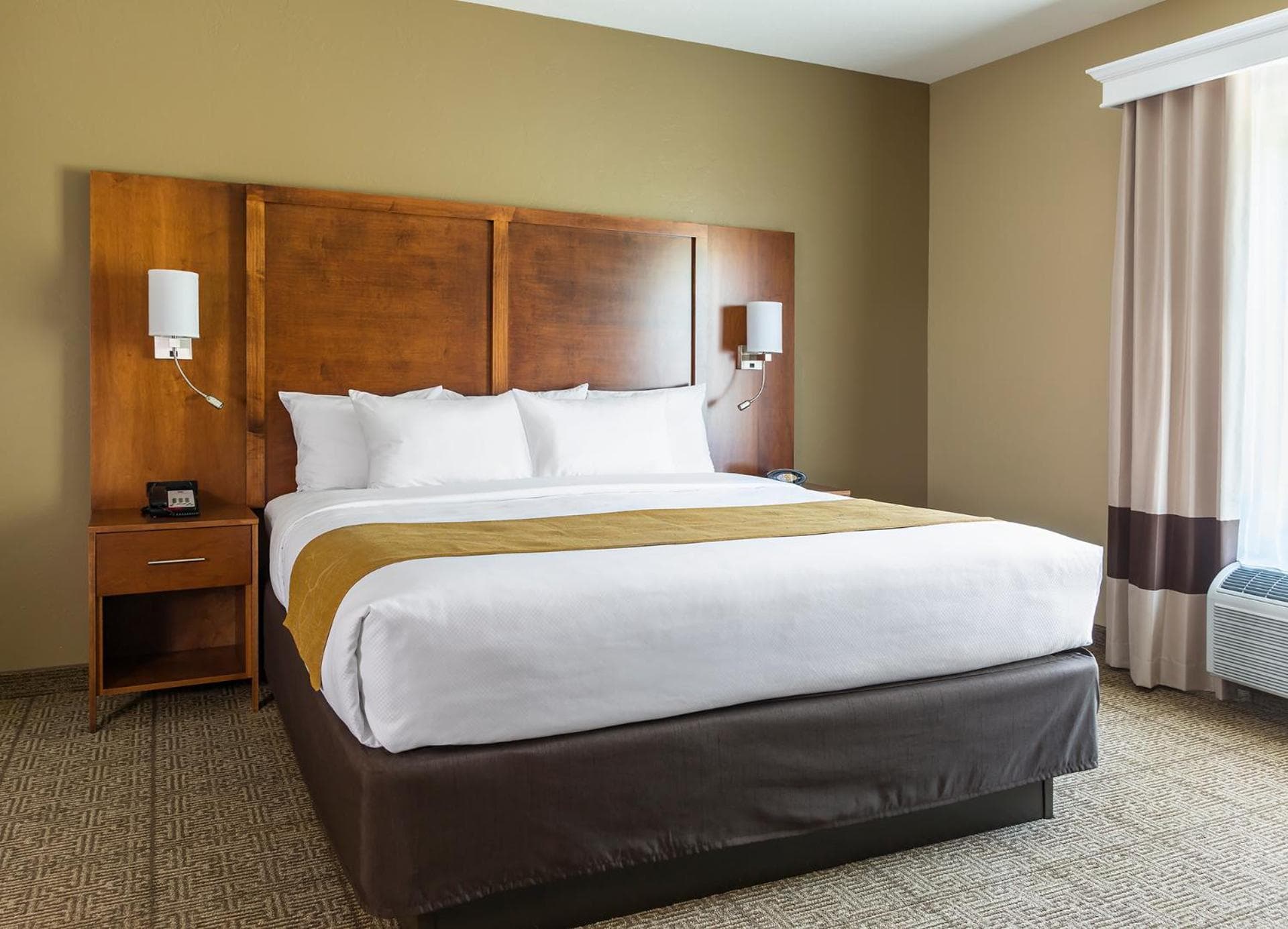 Comfort Suites Hartville-North Canton gallery photo in Uniontown, OH — image 26