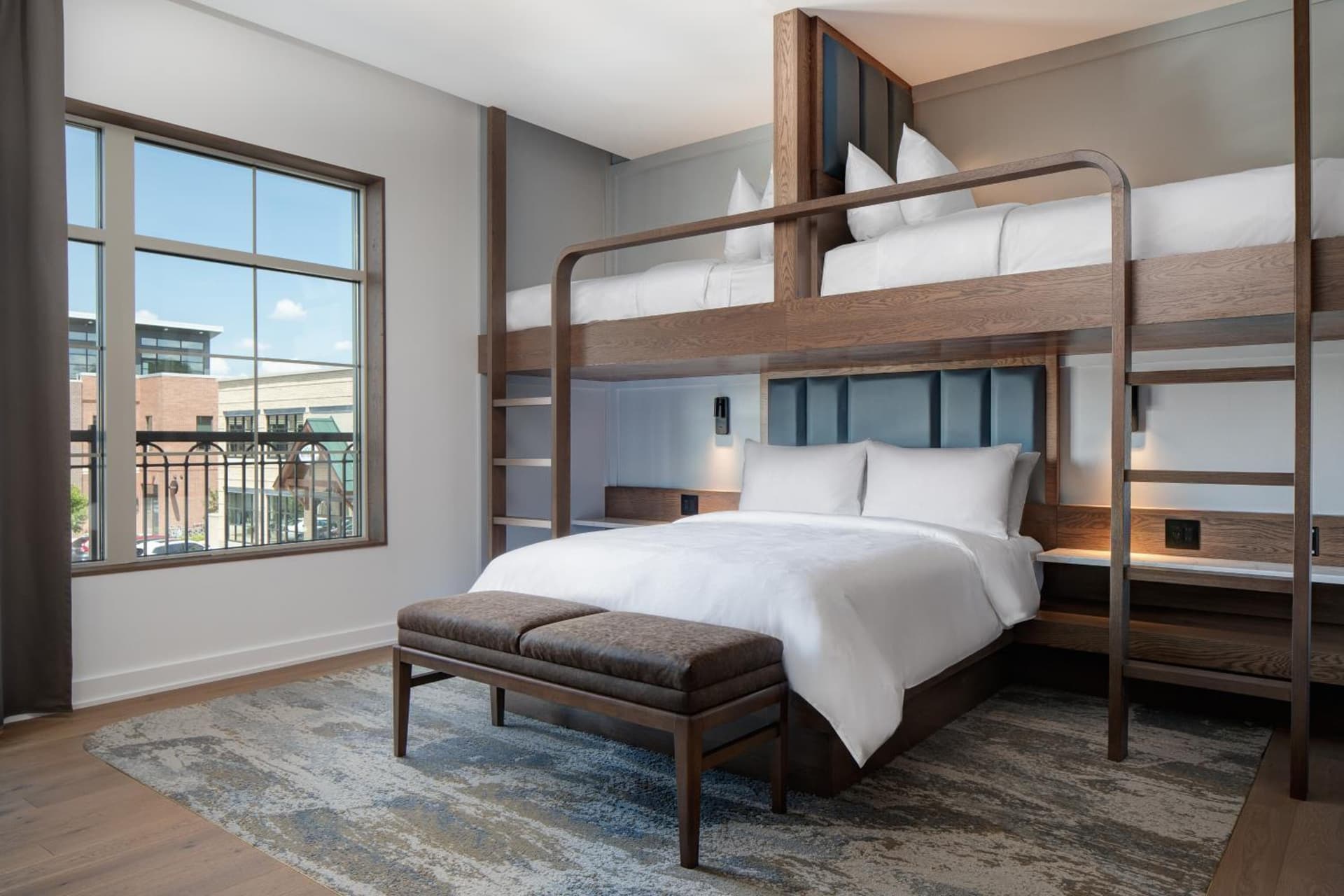 Ada Hotel property views in Ada — gallery photo 3