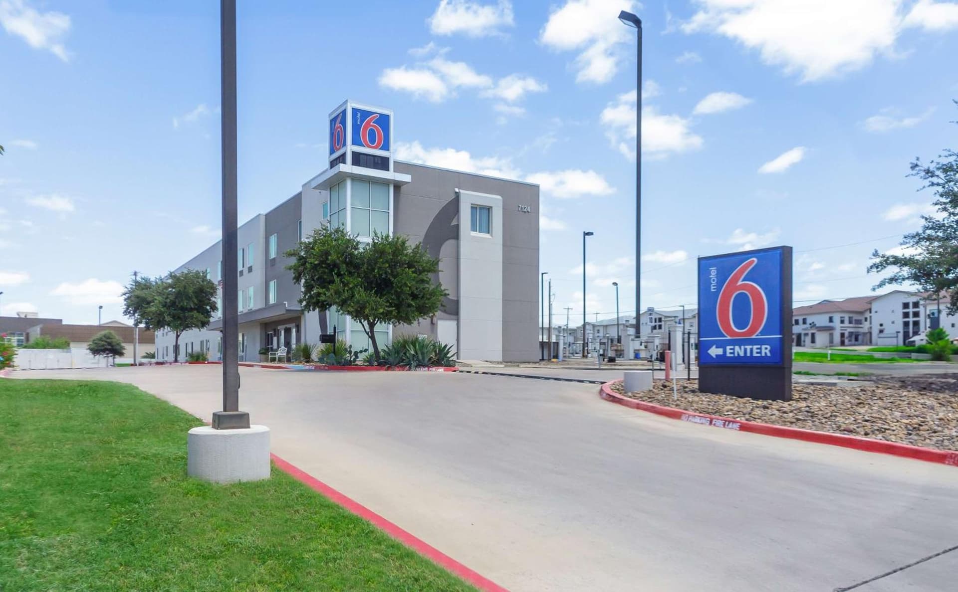 Motel 6-Laredo, TX - Airport featured exterior or lobby in Laredo, TX — similar hotel