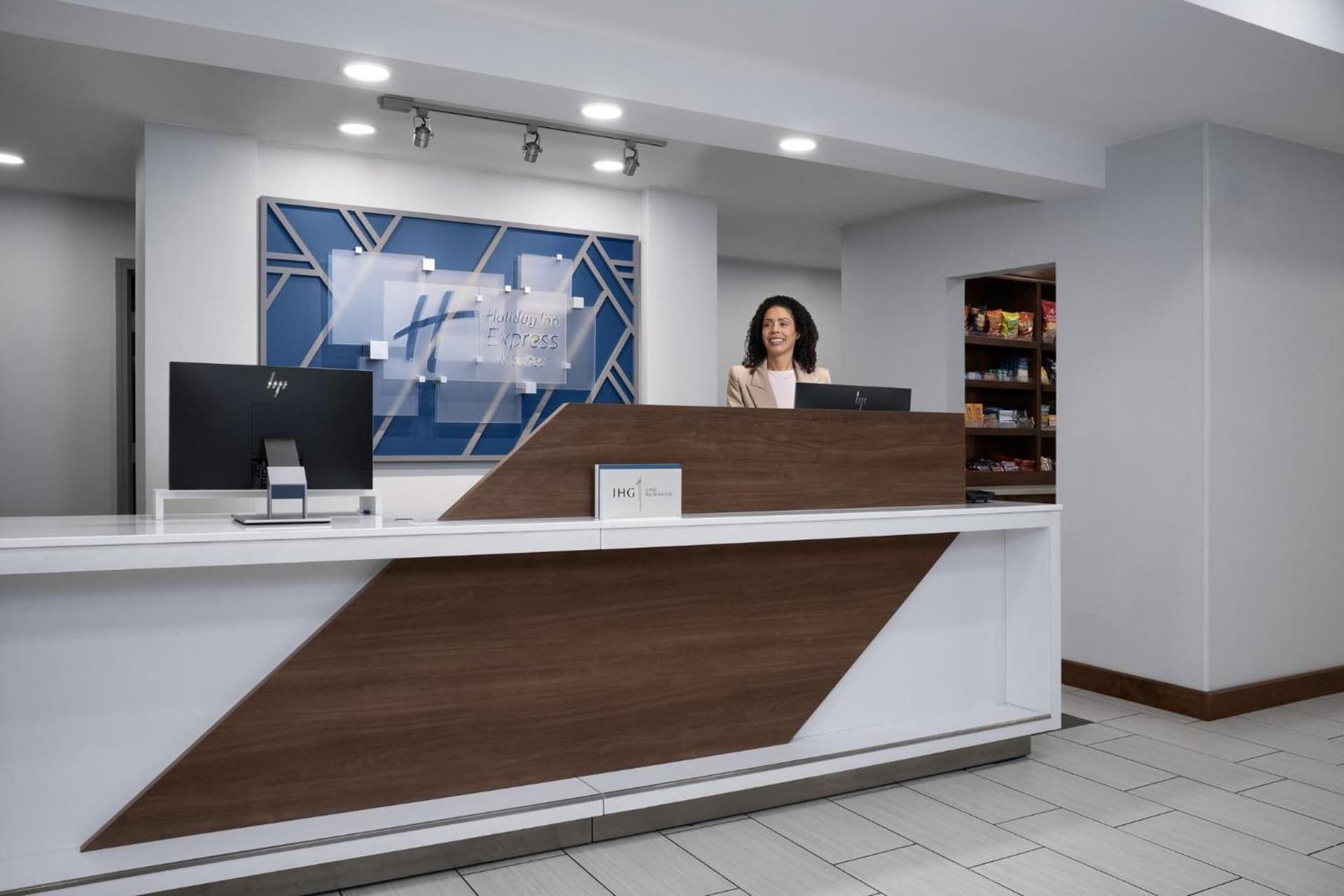 Holiday Inn Express & Suites Alexandria - Fort Belvoir by IHG gallery photo in Alexandria, VA — image 65