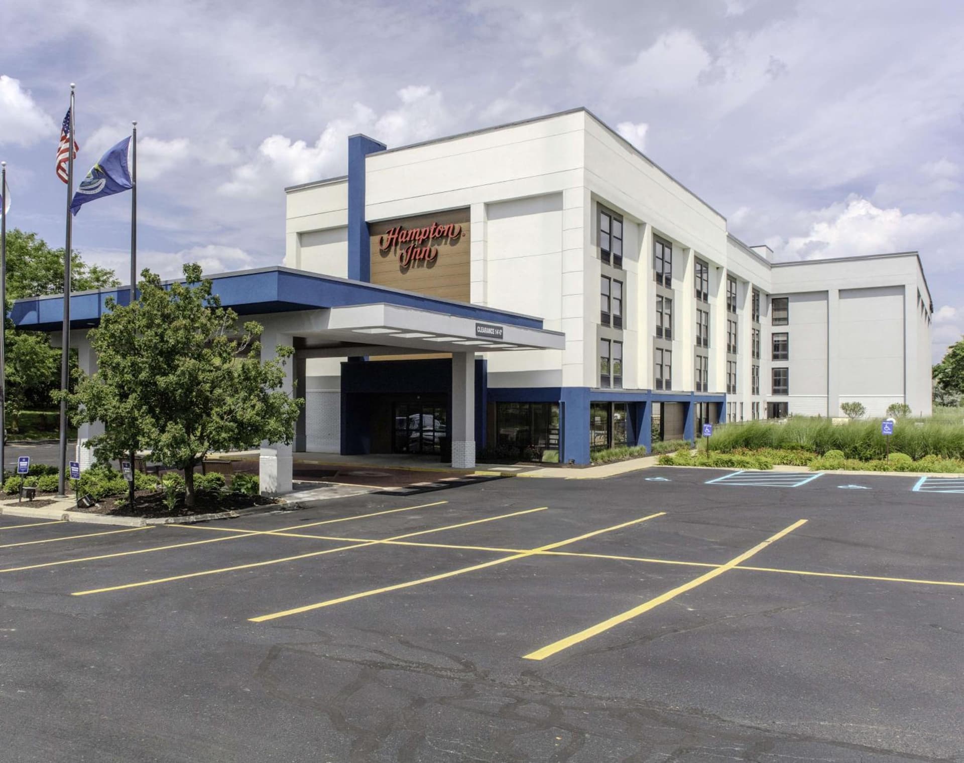 Hampton Inn Detroit Northville featured exterior or lobby in Northville, MI — similar hotel