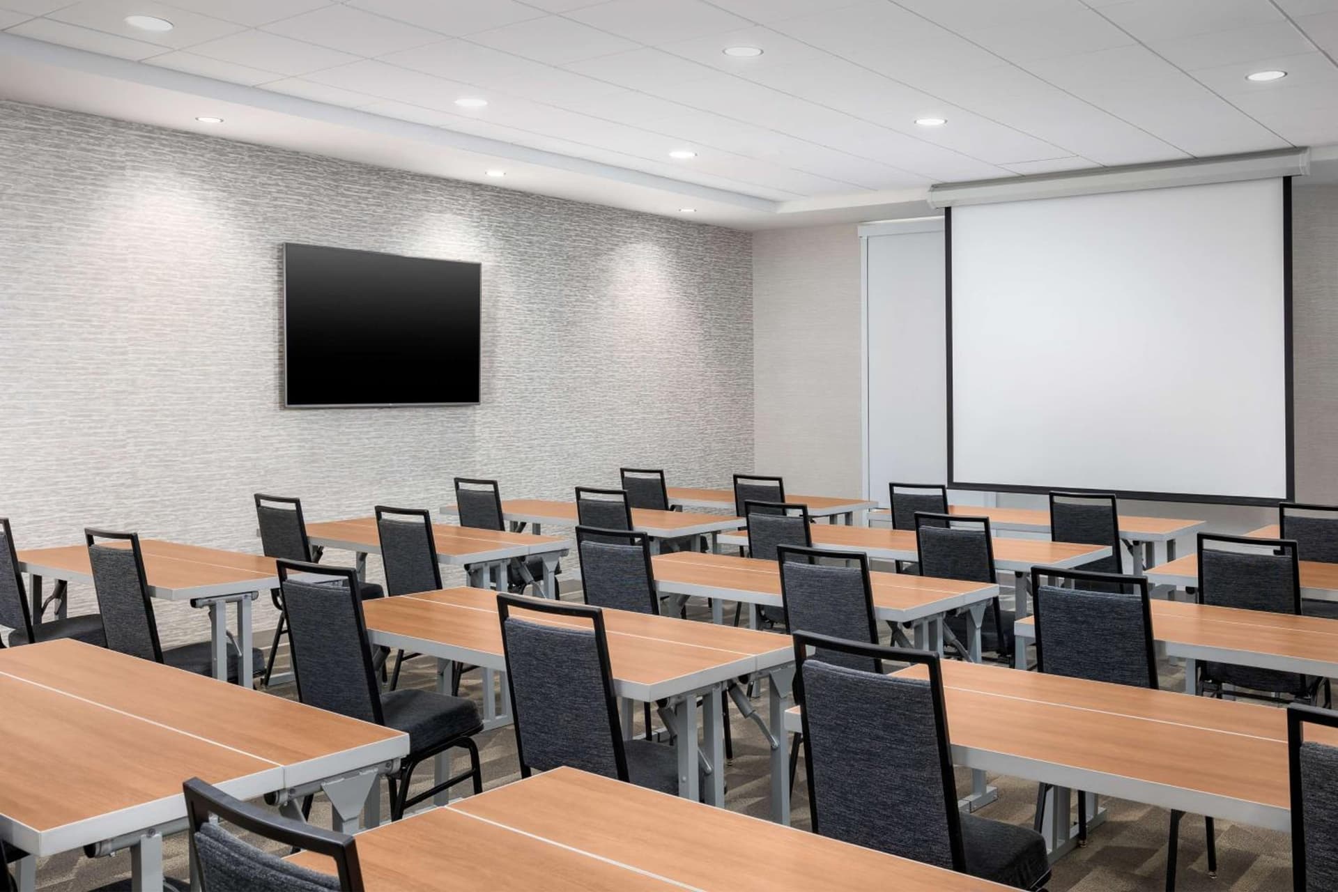 Home2 Suites By Hilton Clermont gallery photo in Clermont, FL — image 30