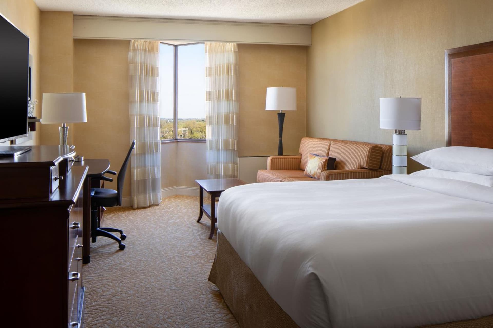 The Lincoln Marriott Cornhusker Hotel gallery photo in Lincoln, NE — image 23