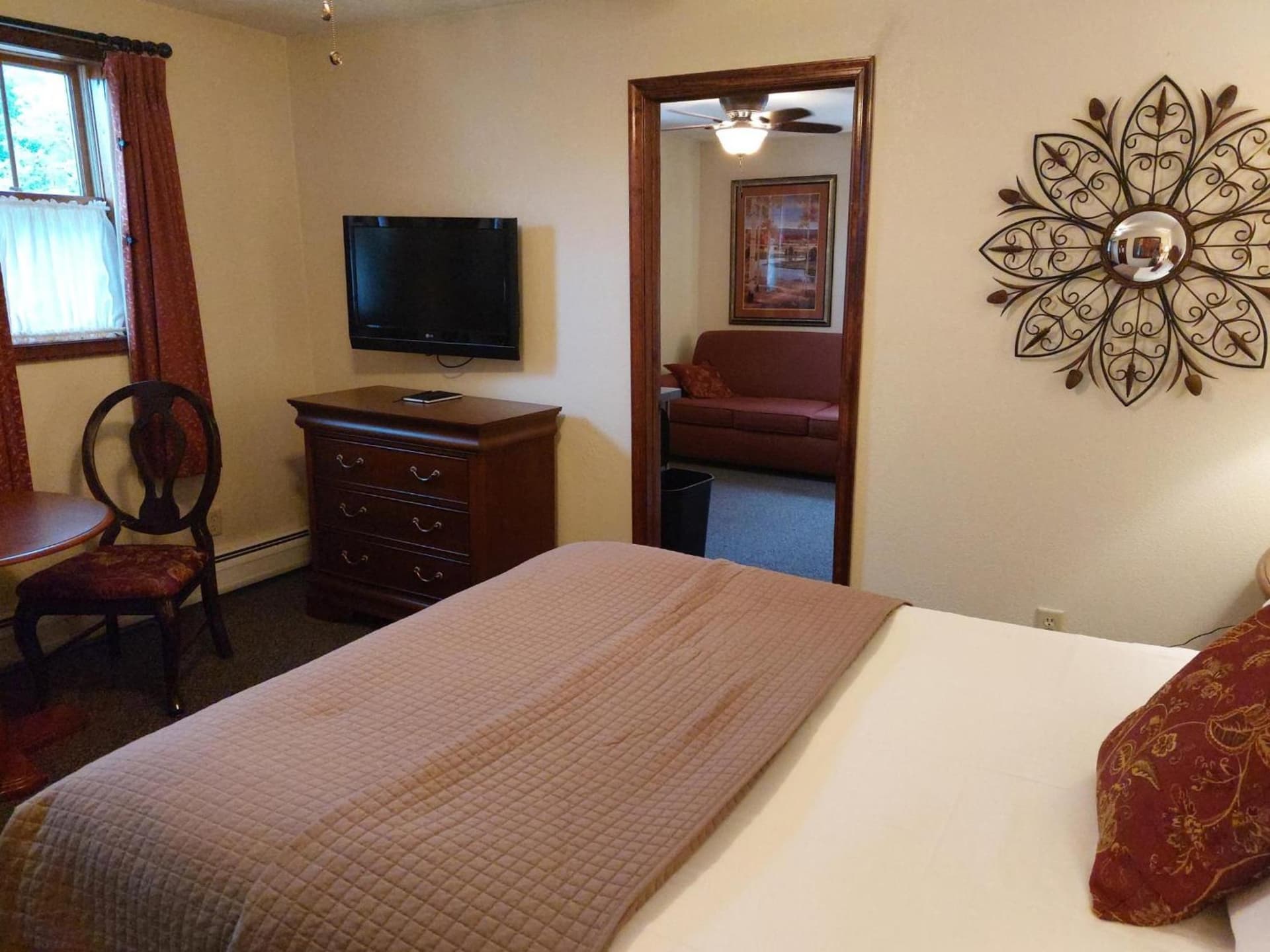 Woodfield Manor - A Sundance Vacations Property gallery photo in Cresco, PA — image 54
