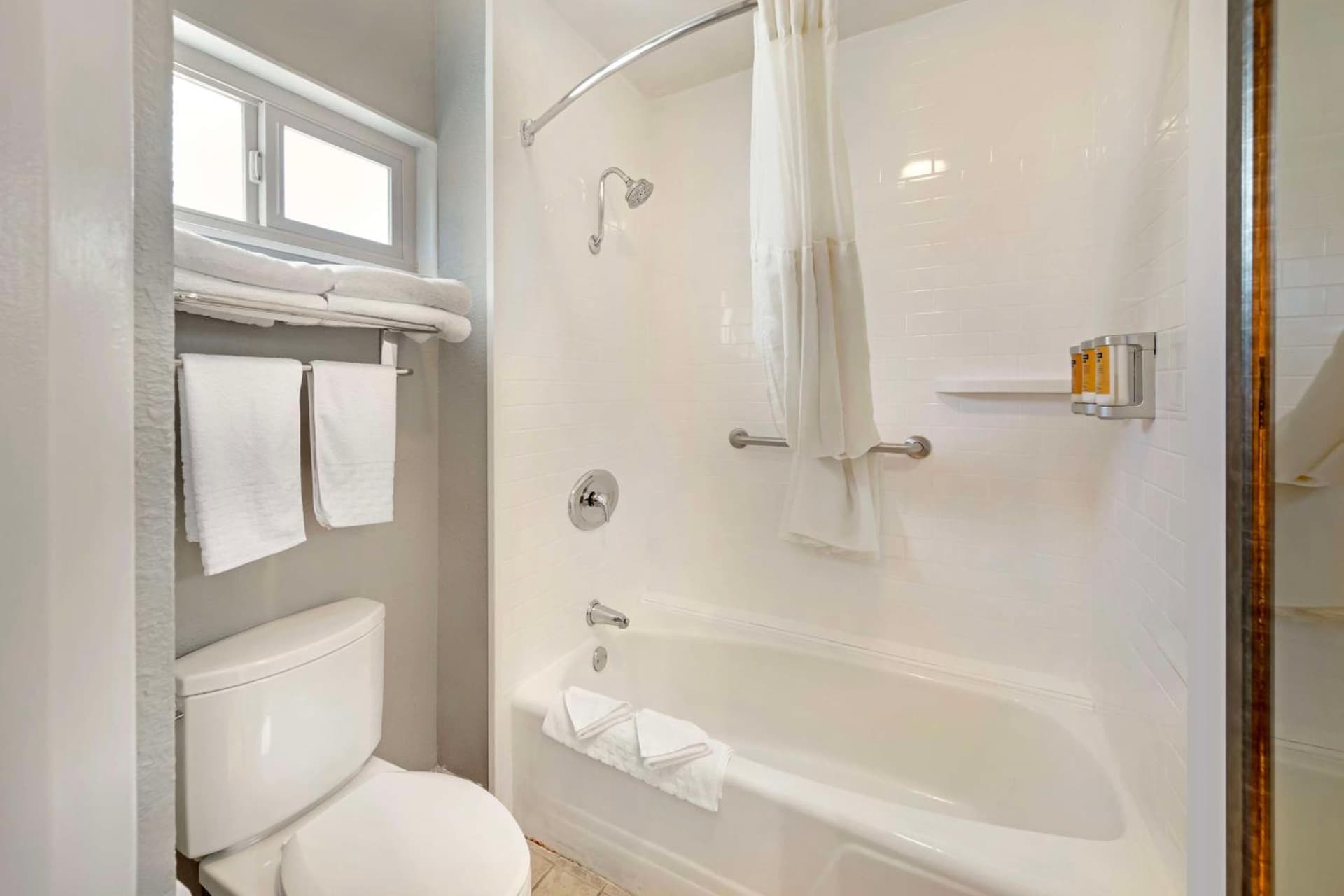 Best Western Plus Black Oak gallery photo in Paso Robles, CA — image 58