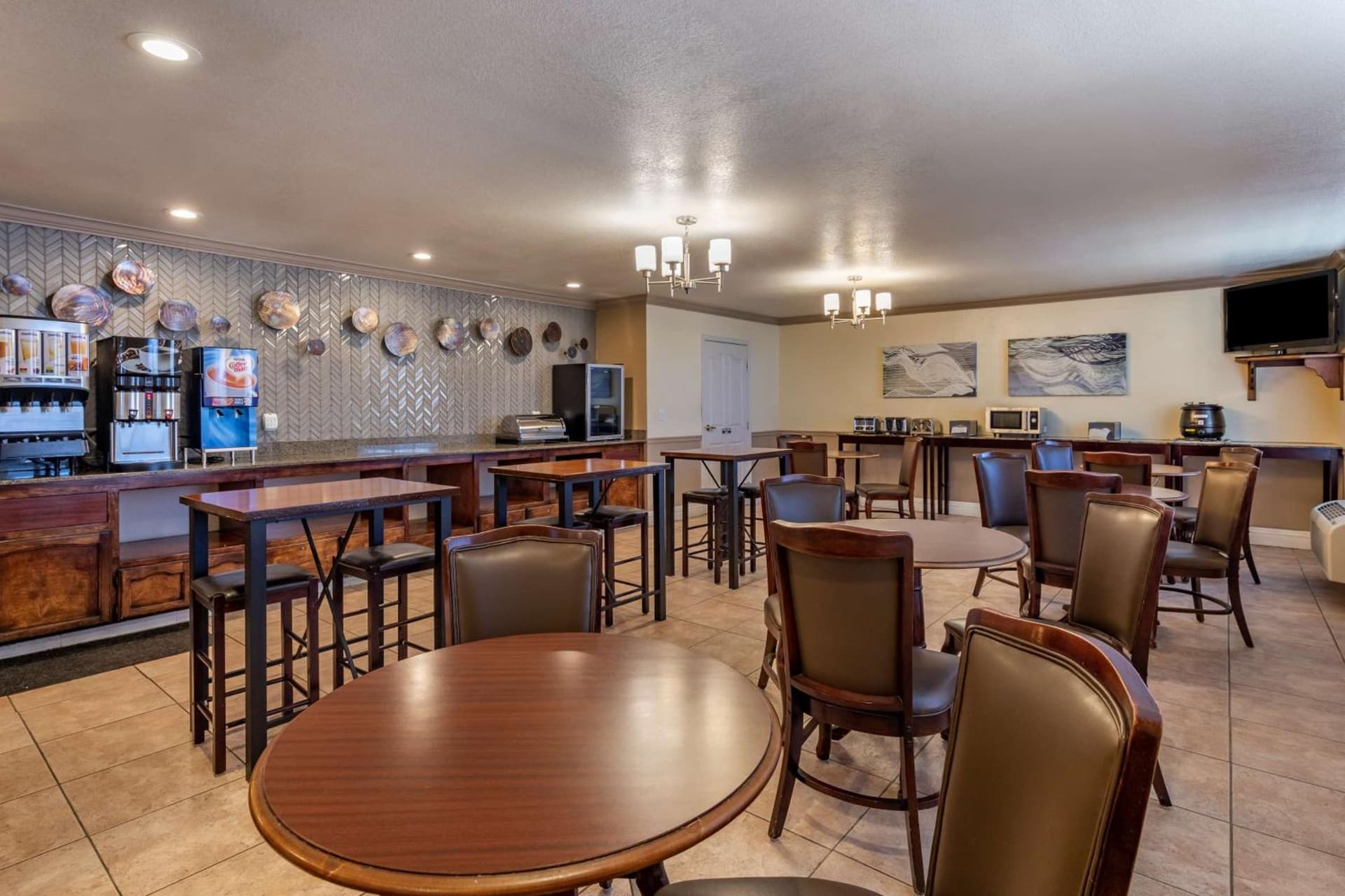 Best Western Plus John Jay Inn & Suites gallery photo in Palmdale, CA — image 39