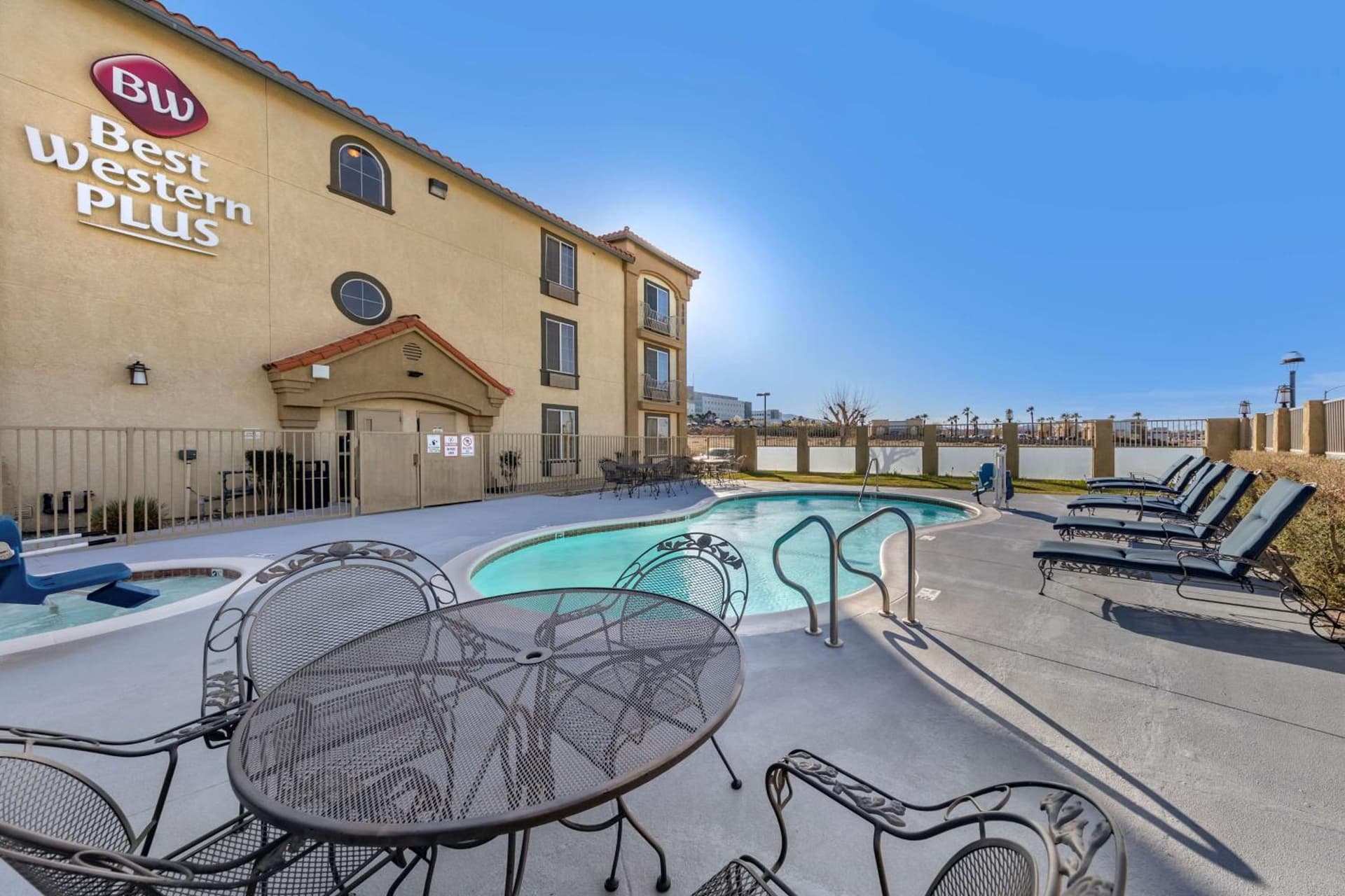 Best Western Plus John Jay Inn & Suites gallery photo in Palmdale, CA — image 38