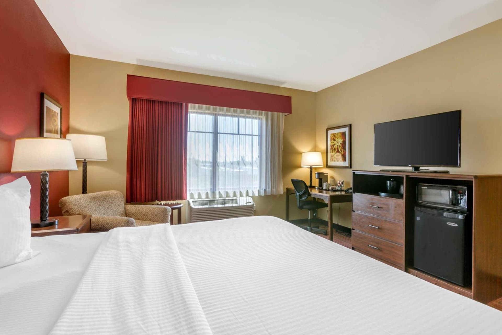 Best Western Plus Chandler Hotel & Suites gallery photo in Chandler, AZ — image 16