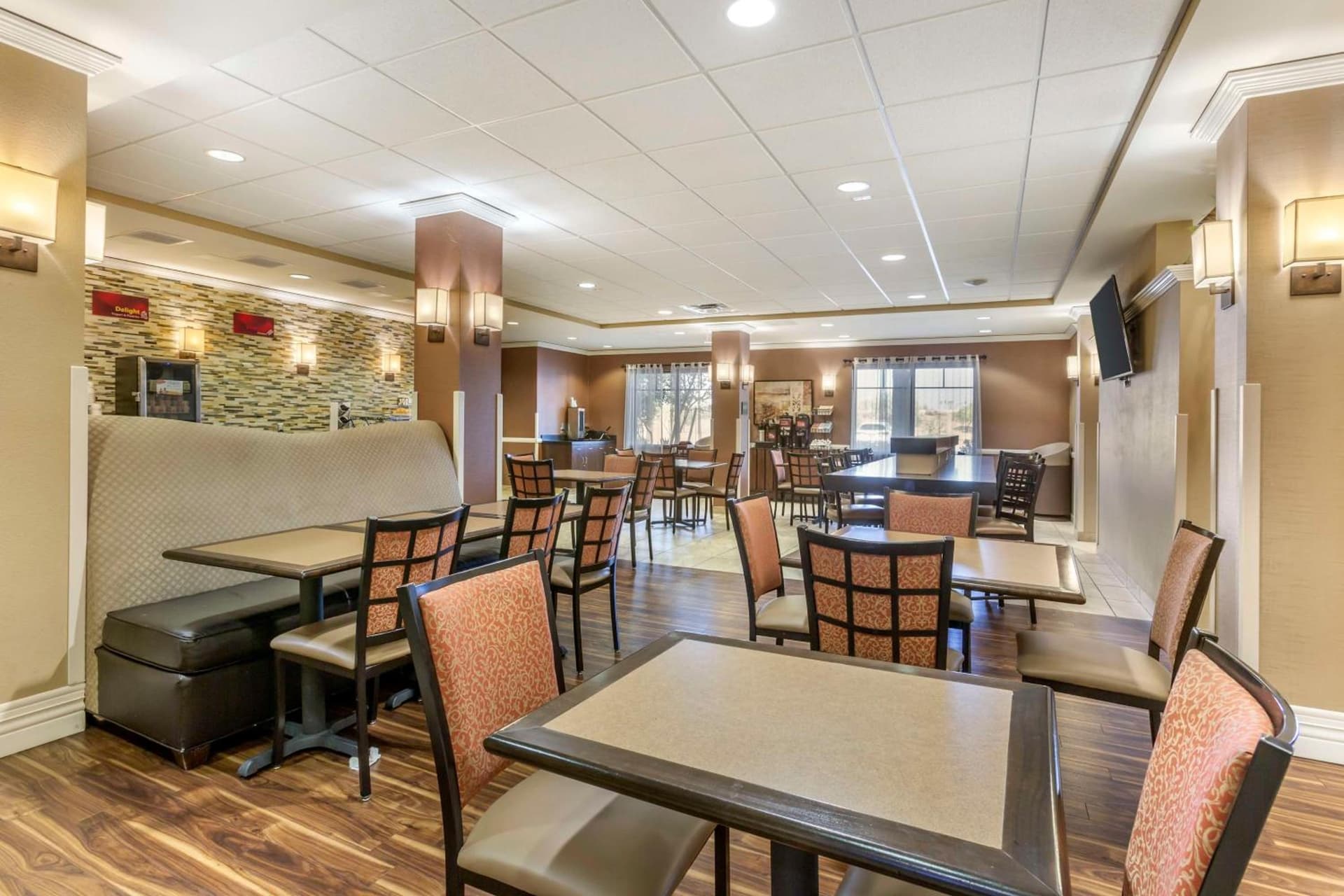 Best Western Plus Chandler Hotel & Suites gallery photo in Chandler, AZ — image 36