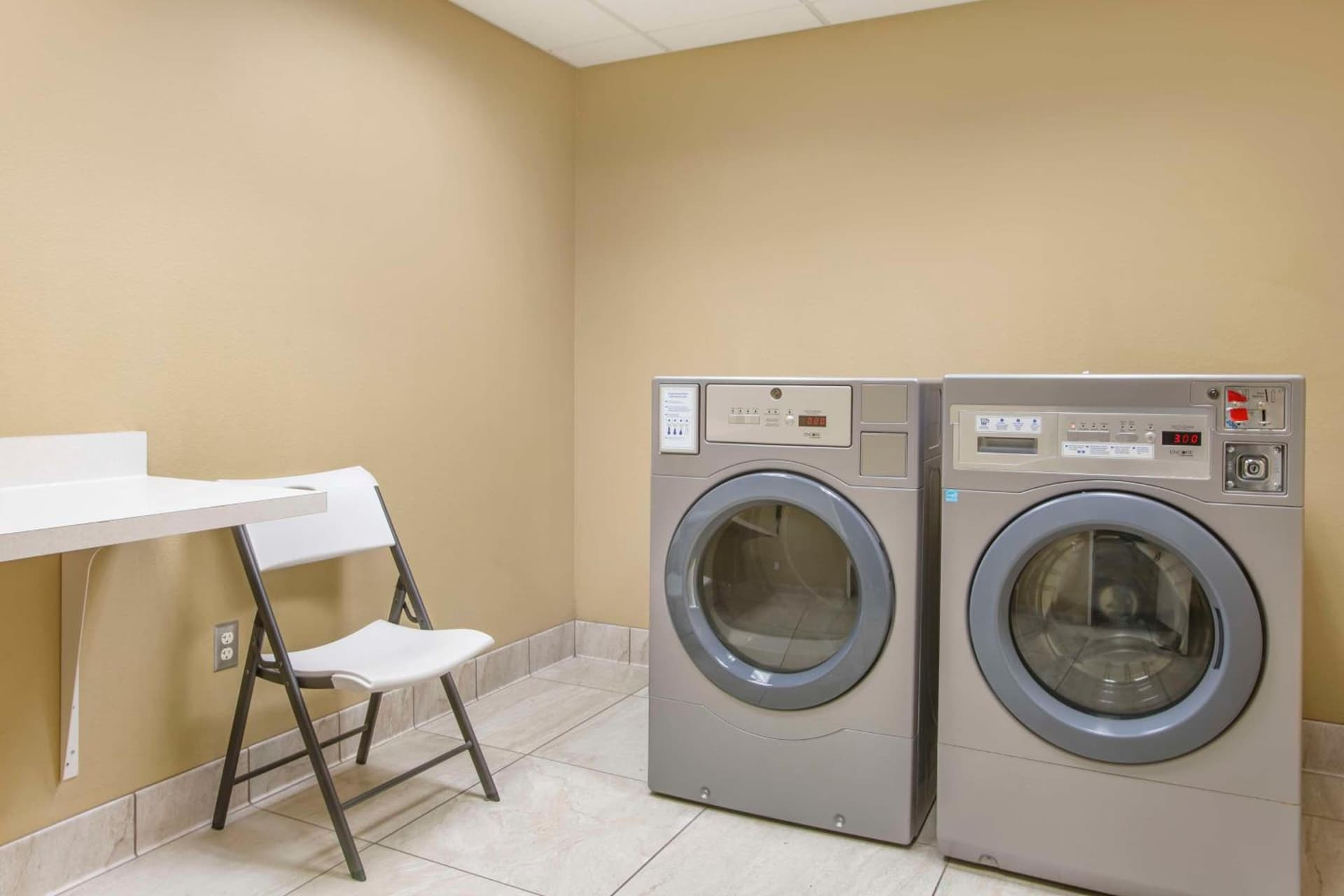 Best Western Plus Chandler Hotel & Suites gallery photo in Chandler, AZ — image 23