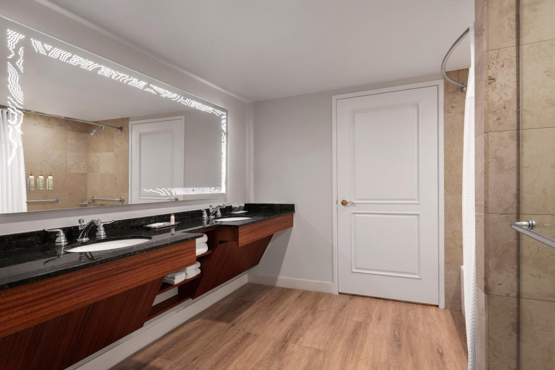 Renaissance Newport Beach Hotel gallery photo in Newport Beach, CA — image 100