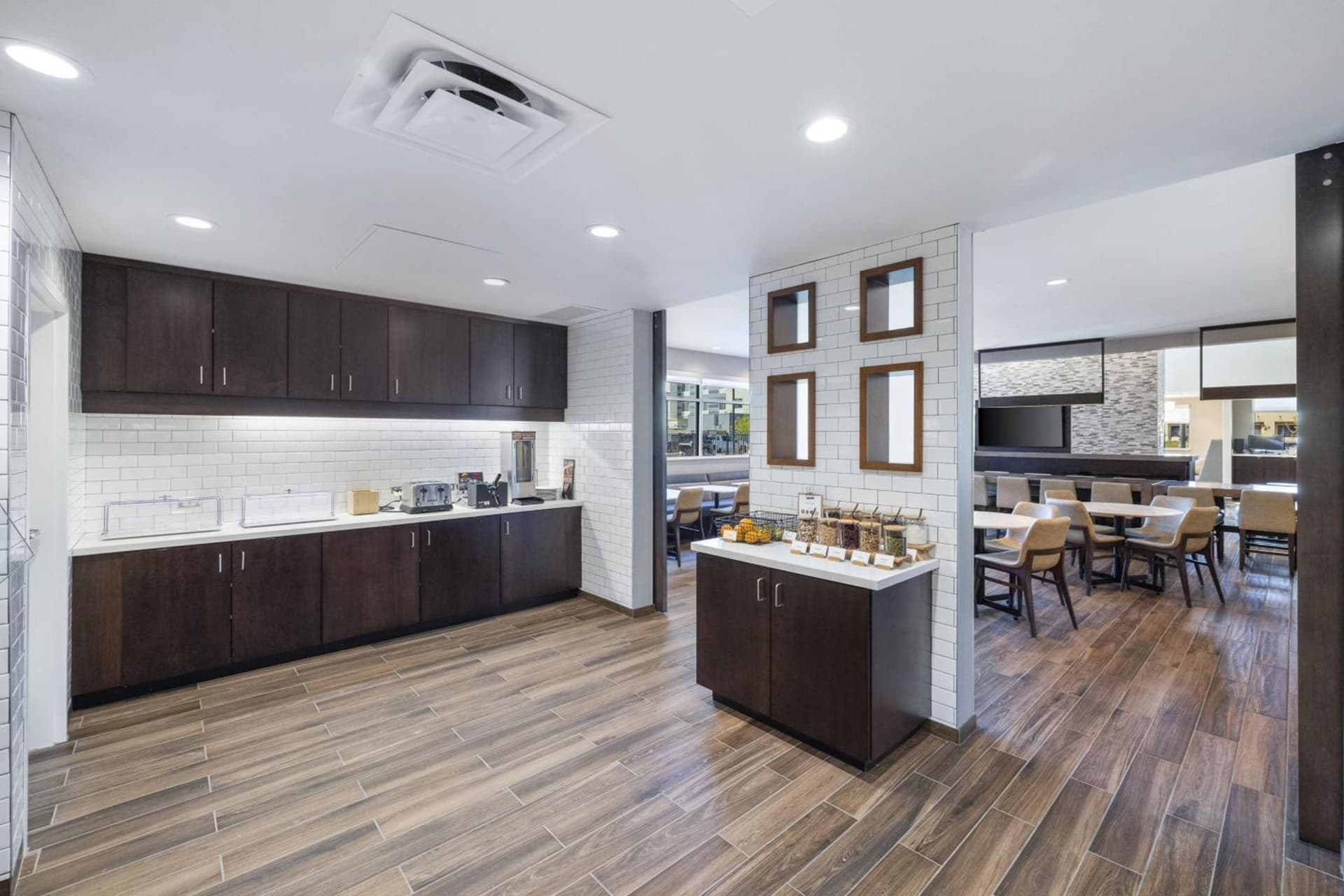 Residence Inn by Marriott Lodi Stockton gallery photo in Lodi, CA — image 15