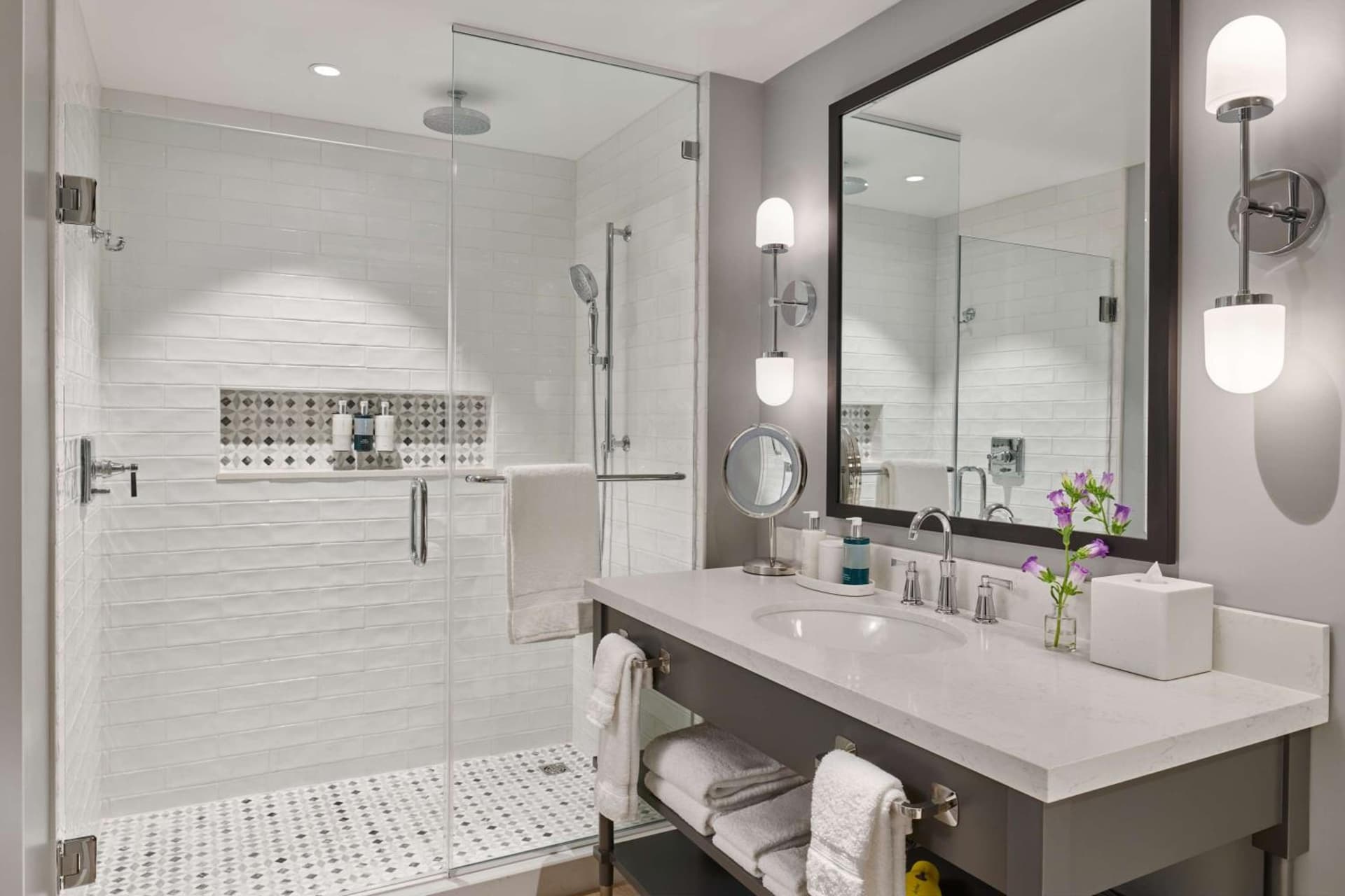 The Seabird Ocean Resort & Spa, Part of Destination Hotel by Hyatt gallery photo in Oceanside, CA — image 5