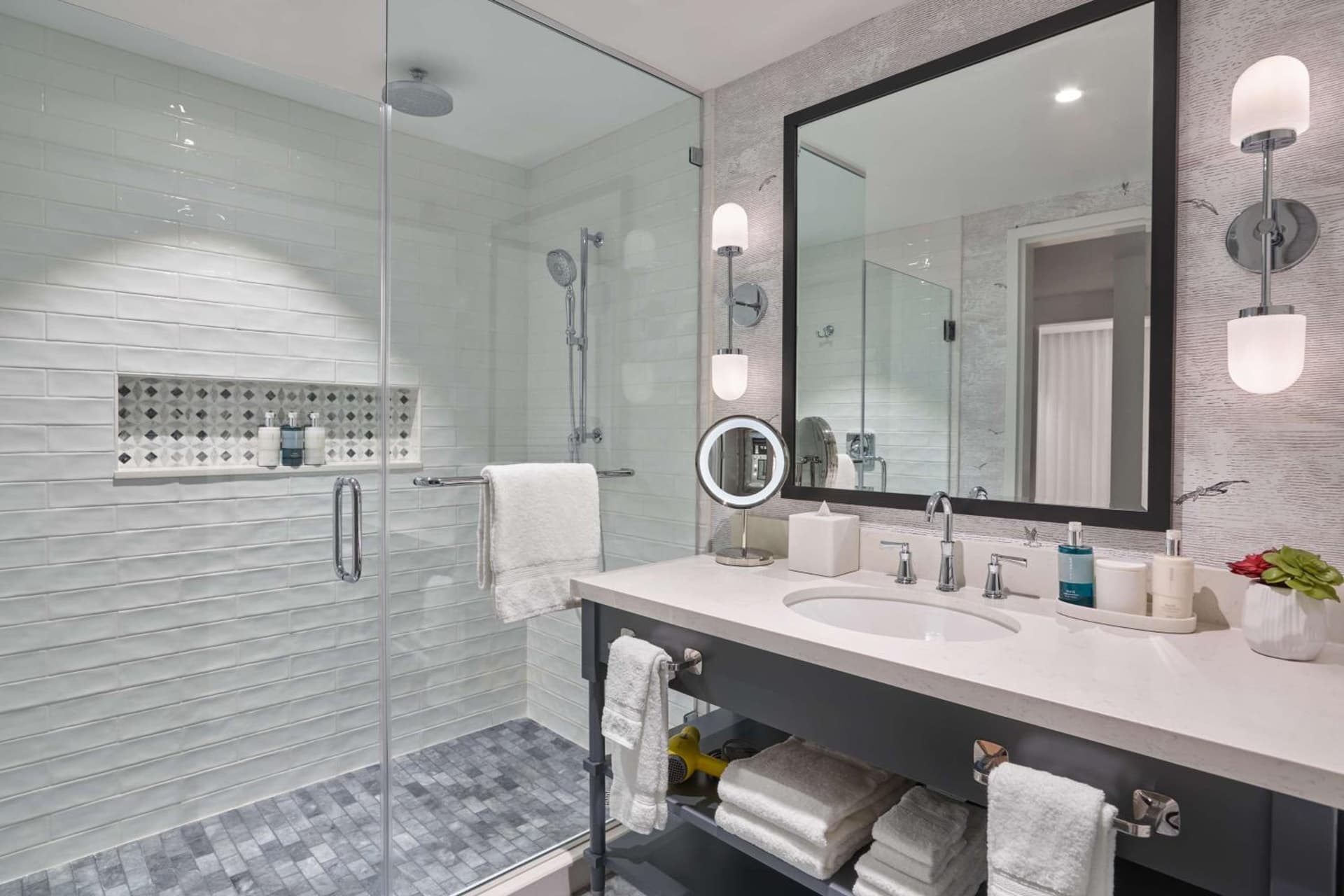 The Seabird Ocean Resort & Spa, Part of Destination Hotel by Hyatt gallery photo in Oceanside, CA — image 129