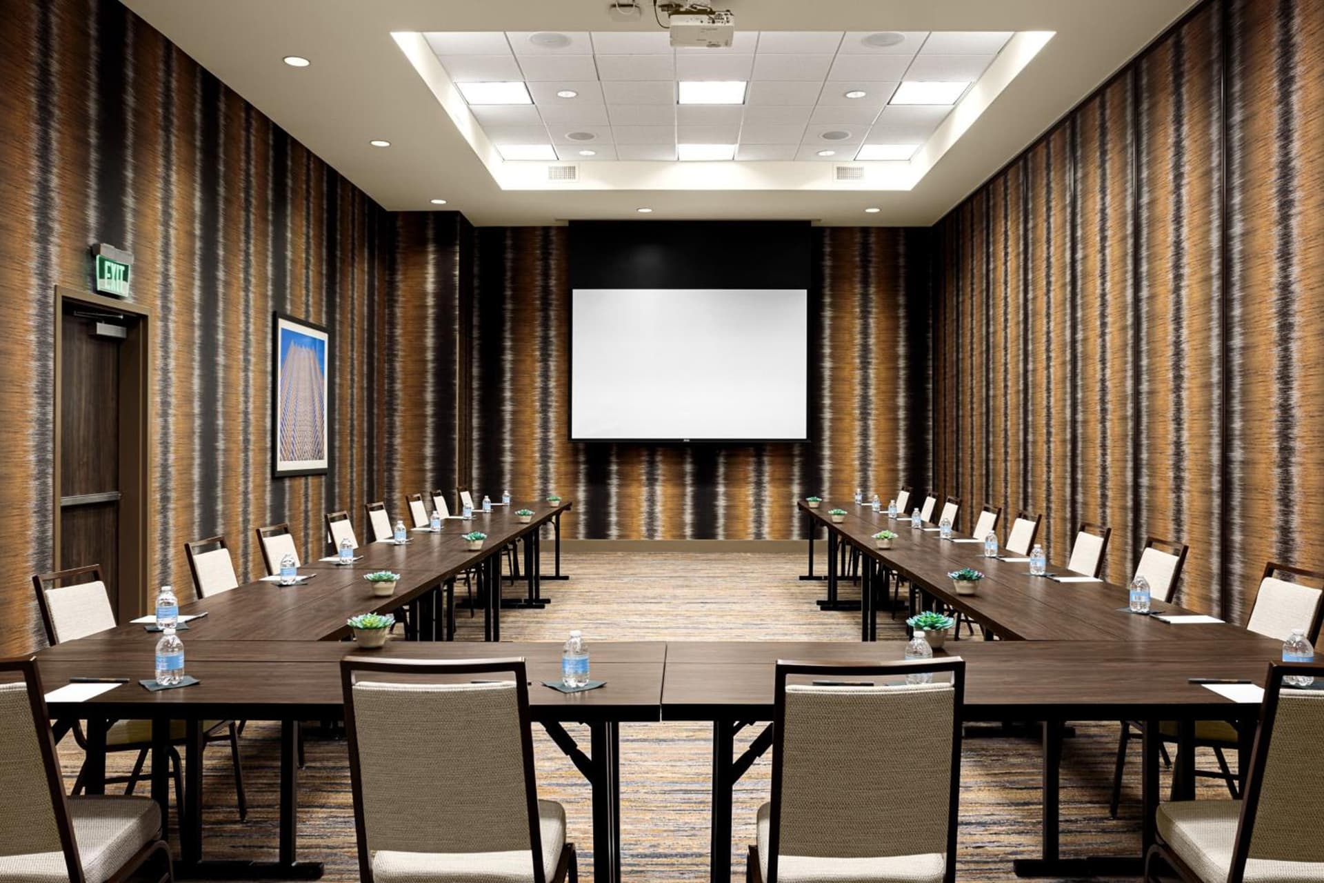 Courtyard by Marriott Dallas Downtown/Reunion District gallery photo in Dallas, TX — image 18