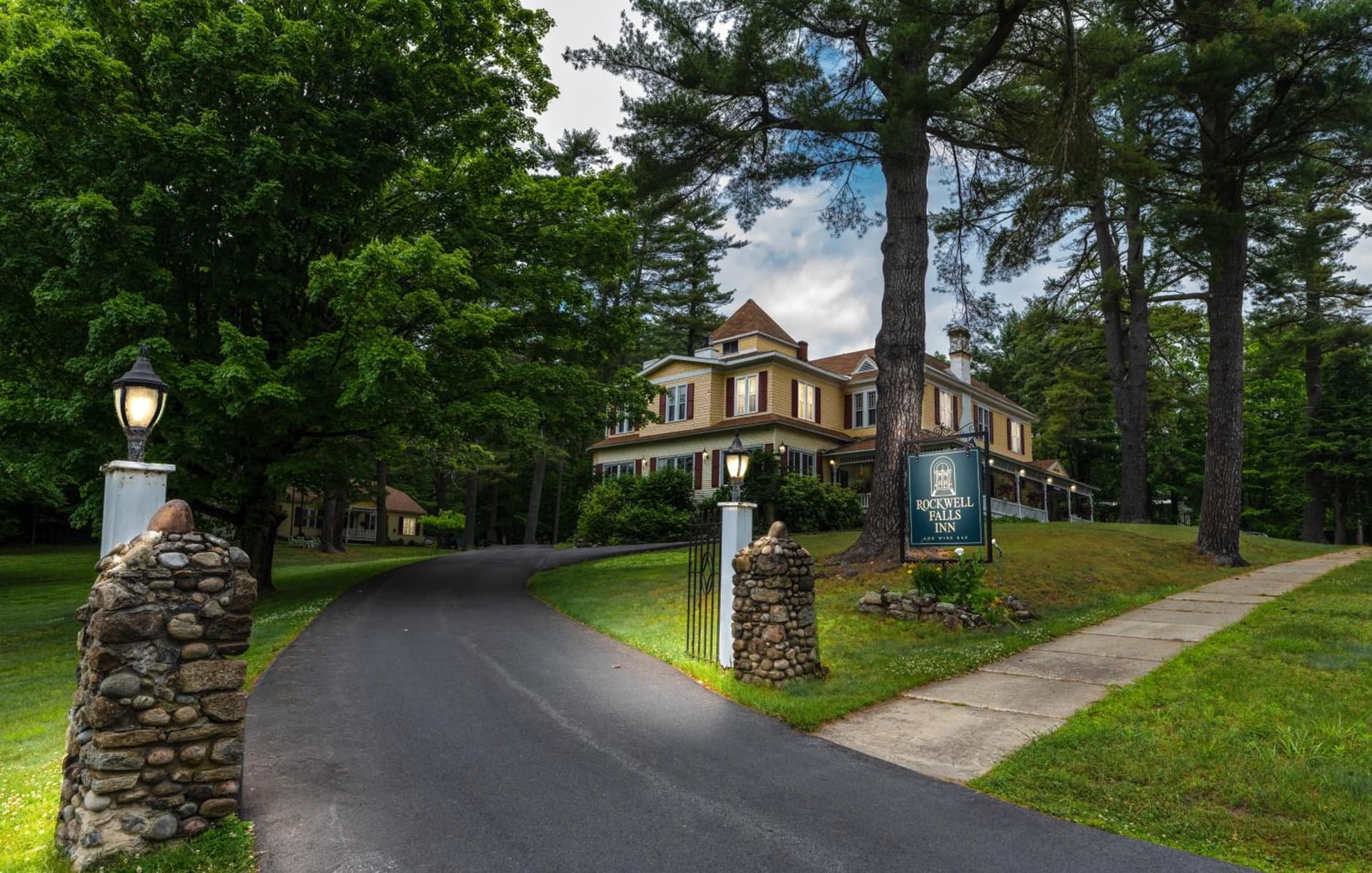 Rockwell Falls Inn and Wine Bar featured exterior or lobby in Lake Luzerne — similar hotel