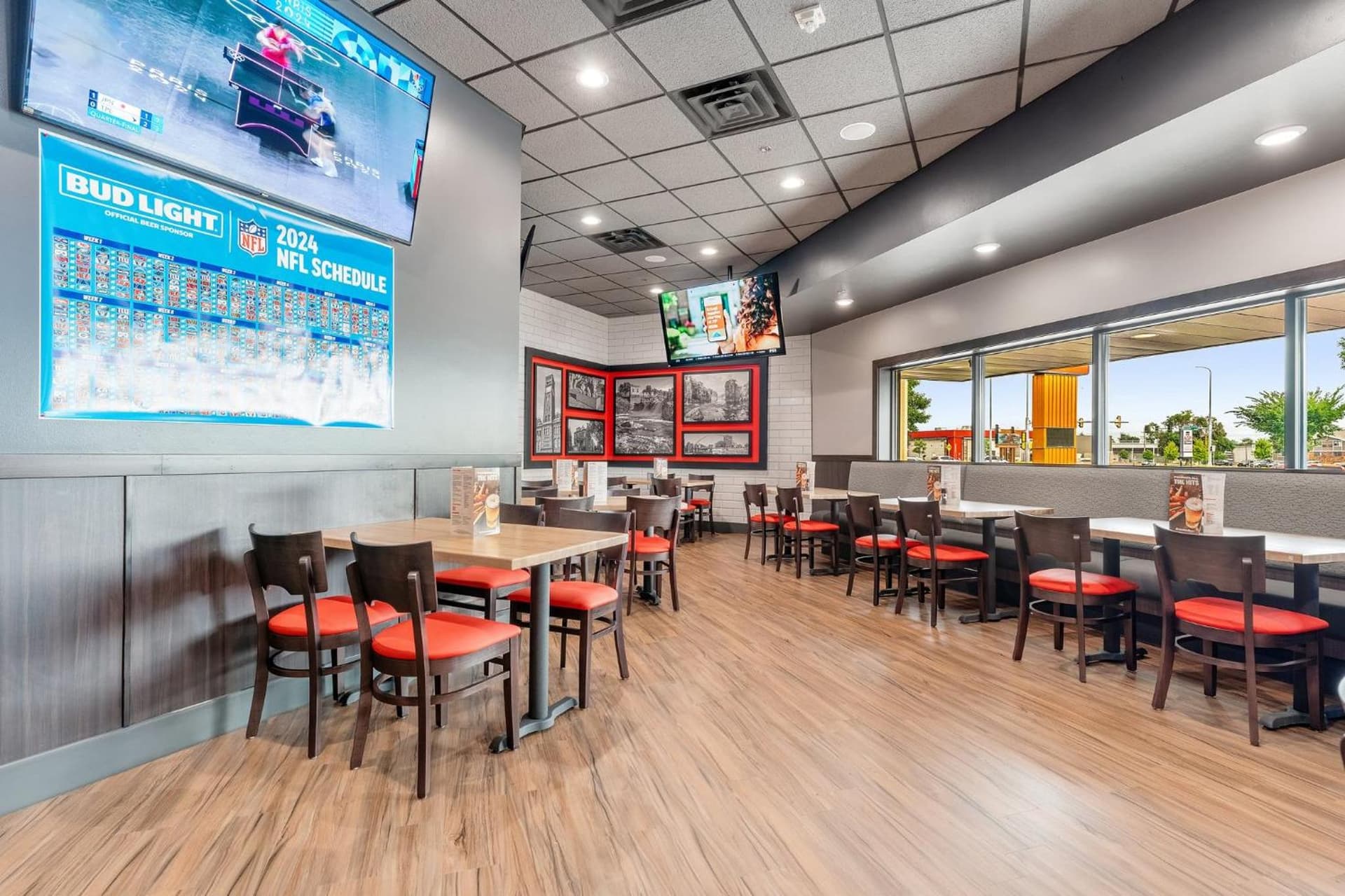 Ramada by Wyndham Sioux Falls Airport - Waterpark Resort & Event Center gallery photo in Sioux Falls, SD — image 20