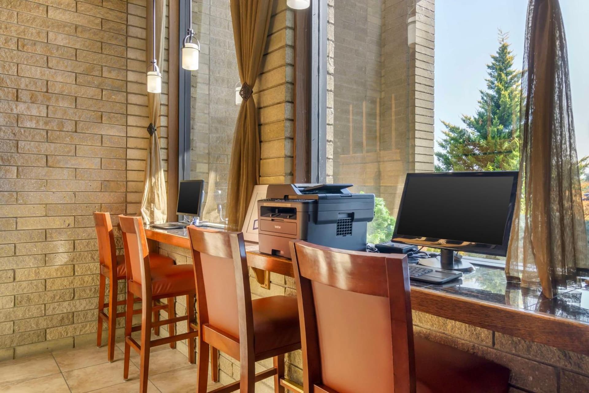 Best Western Plus Ahtanum Inn gallery photo in Yakima, WA — image 19
