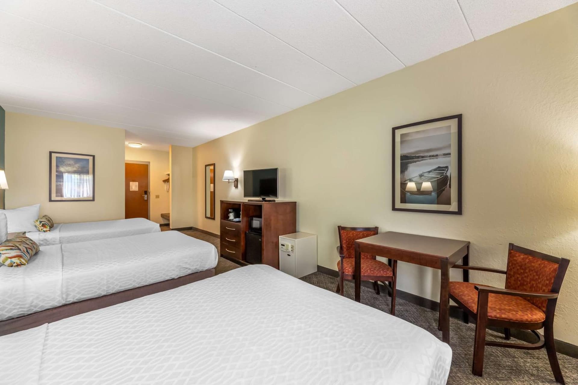 Best Western Port Clinton gallery photo in Port Clinton, OH — image 24