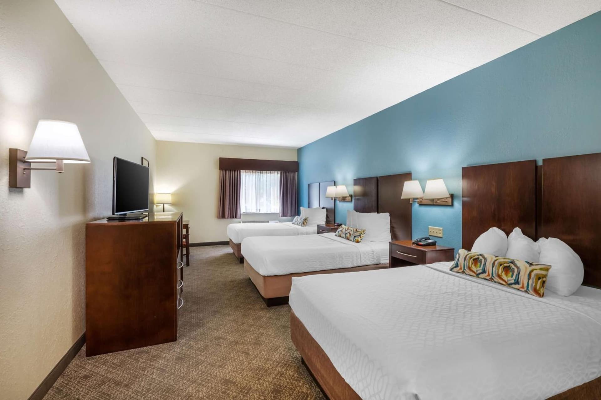 Best Western Port Clinton gallery photo in Port Clinton, OH — image 26