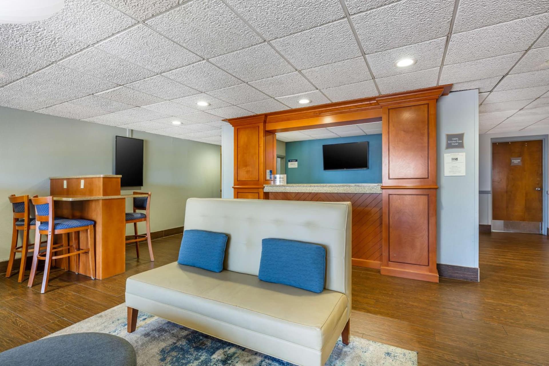 Best Western Port Clinton gallery photo in Port Clinton, OH — image 7