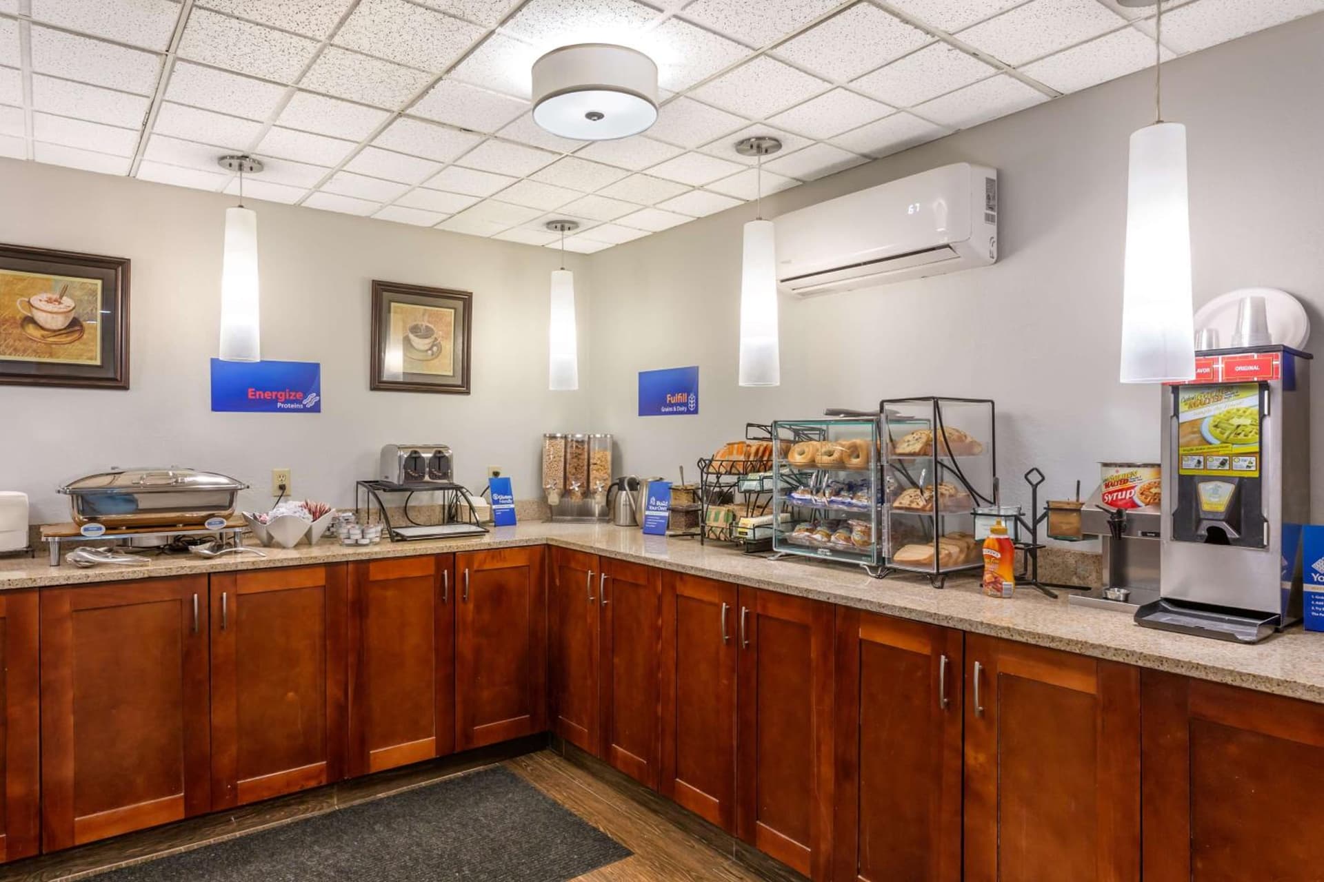 Best Western Port Clinton gallery photo in Port Clinton, OH — image 5