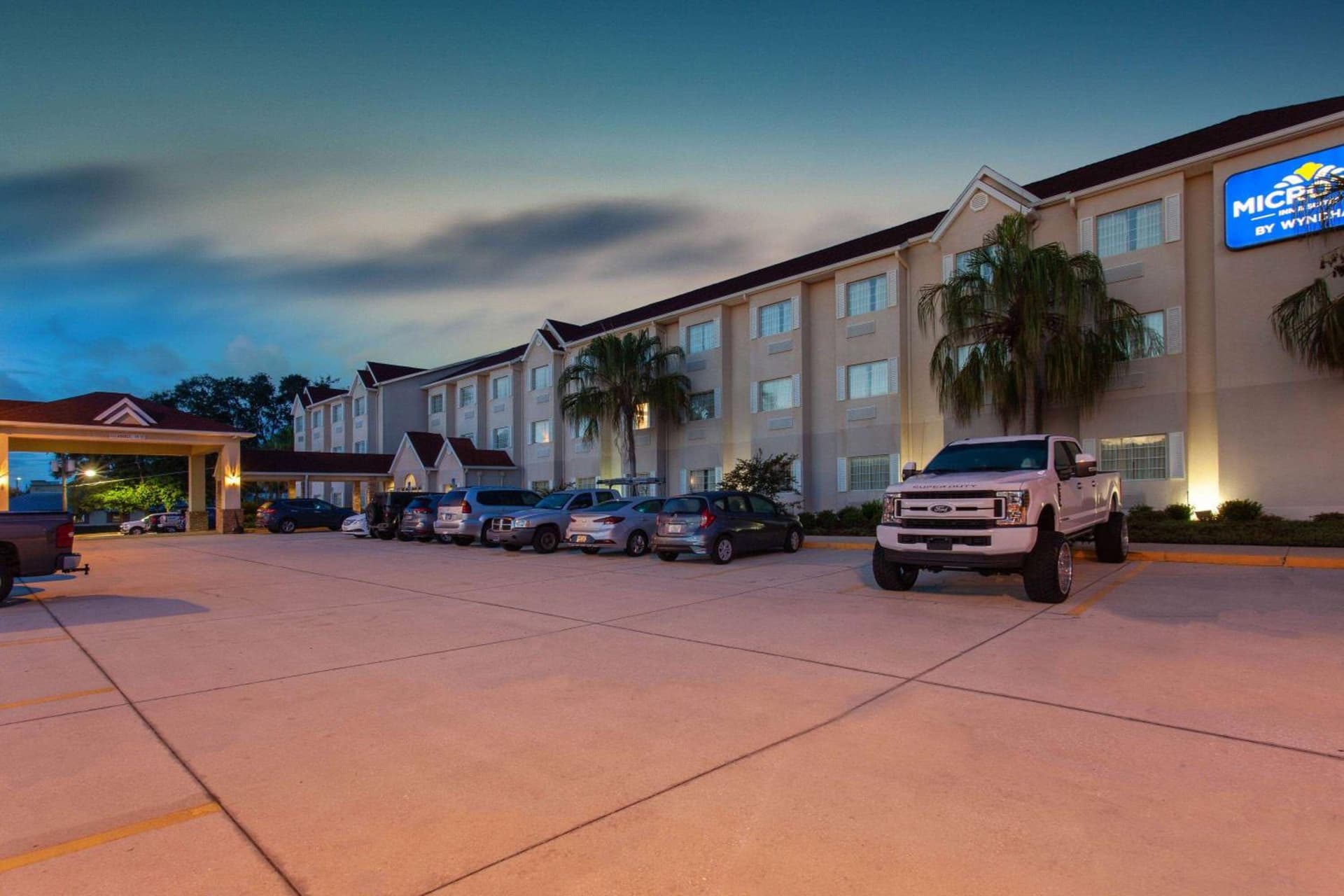 Microtel Inn and Suites by Wyndham - Lady Lake/ The Villages gallery photo in The Villages, FL — image 53