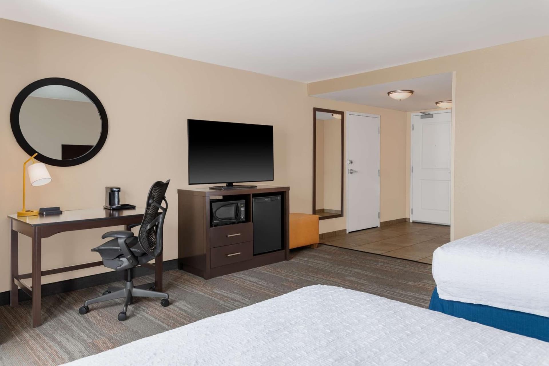 Hampton Inn & Suites Madison Downtown gallery photo in Madison, WI — image 18