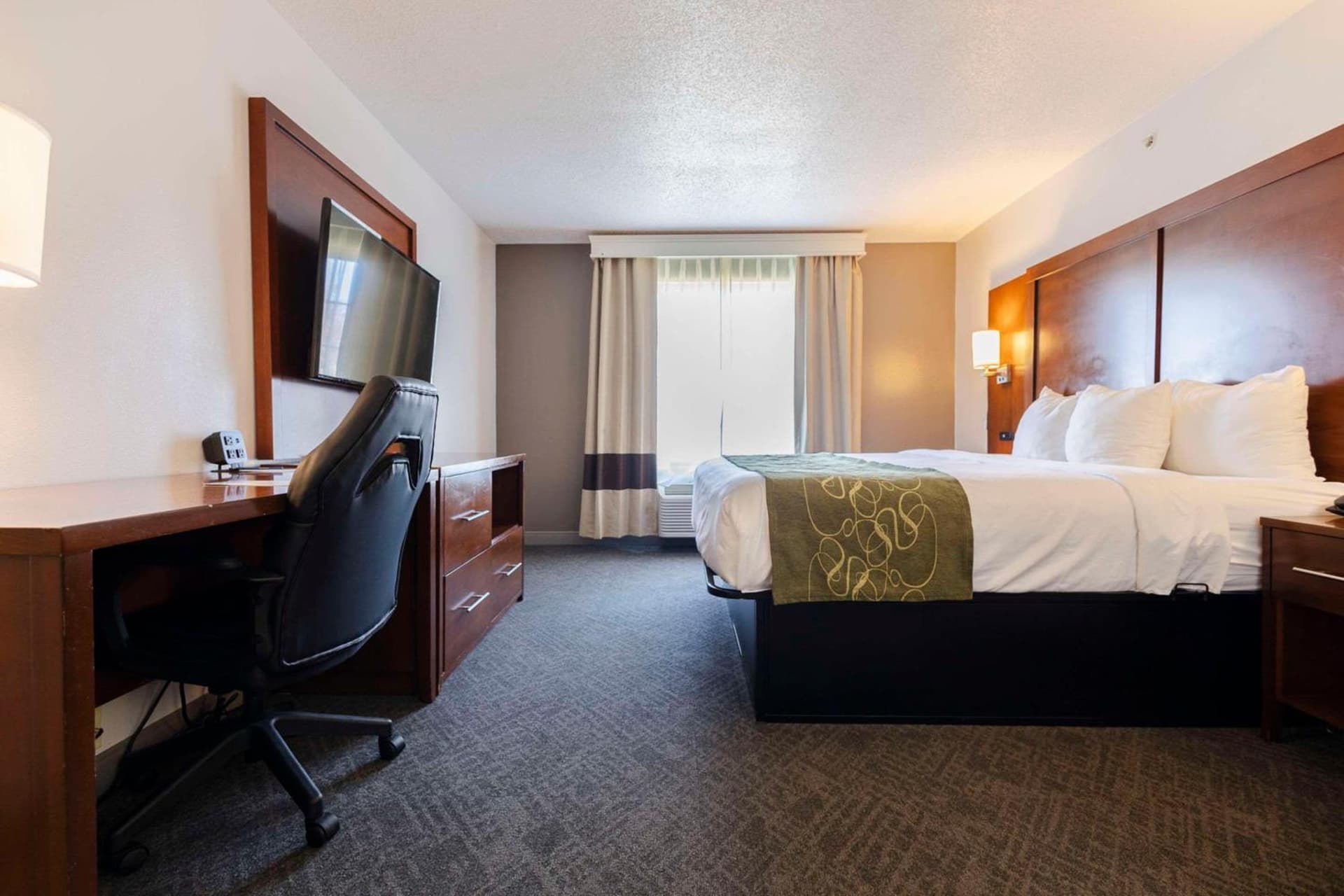 Comfort Suites Springfield I-70 gallery photo in Springfield, OH — image 43