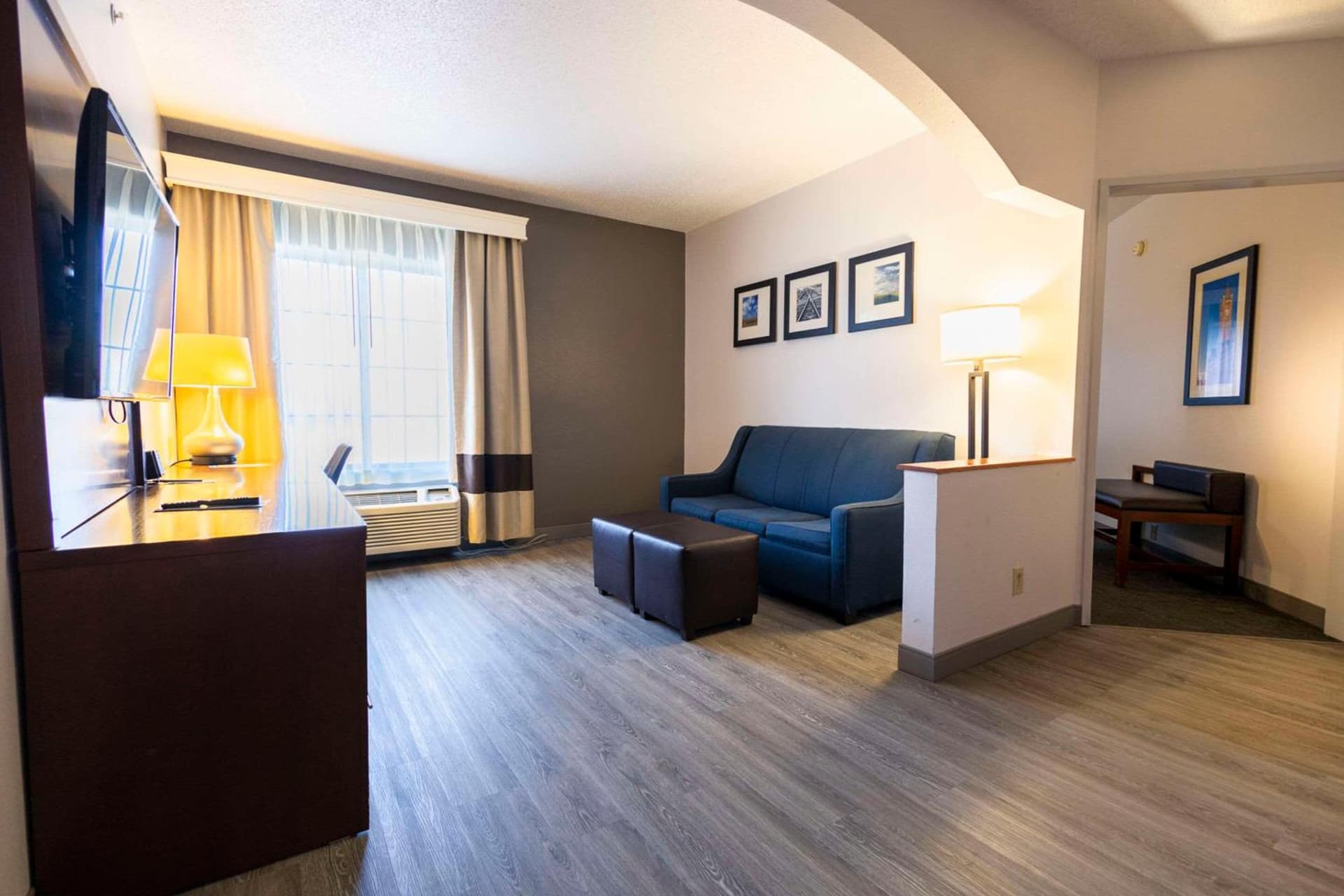 Comfort Suites Springfield I-70 gallery photo in Springfield, OH — image 74