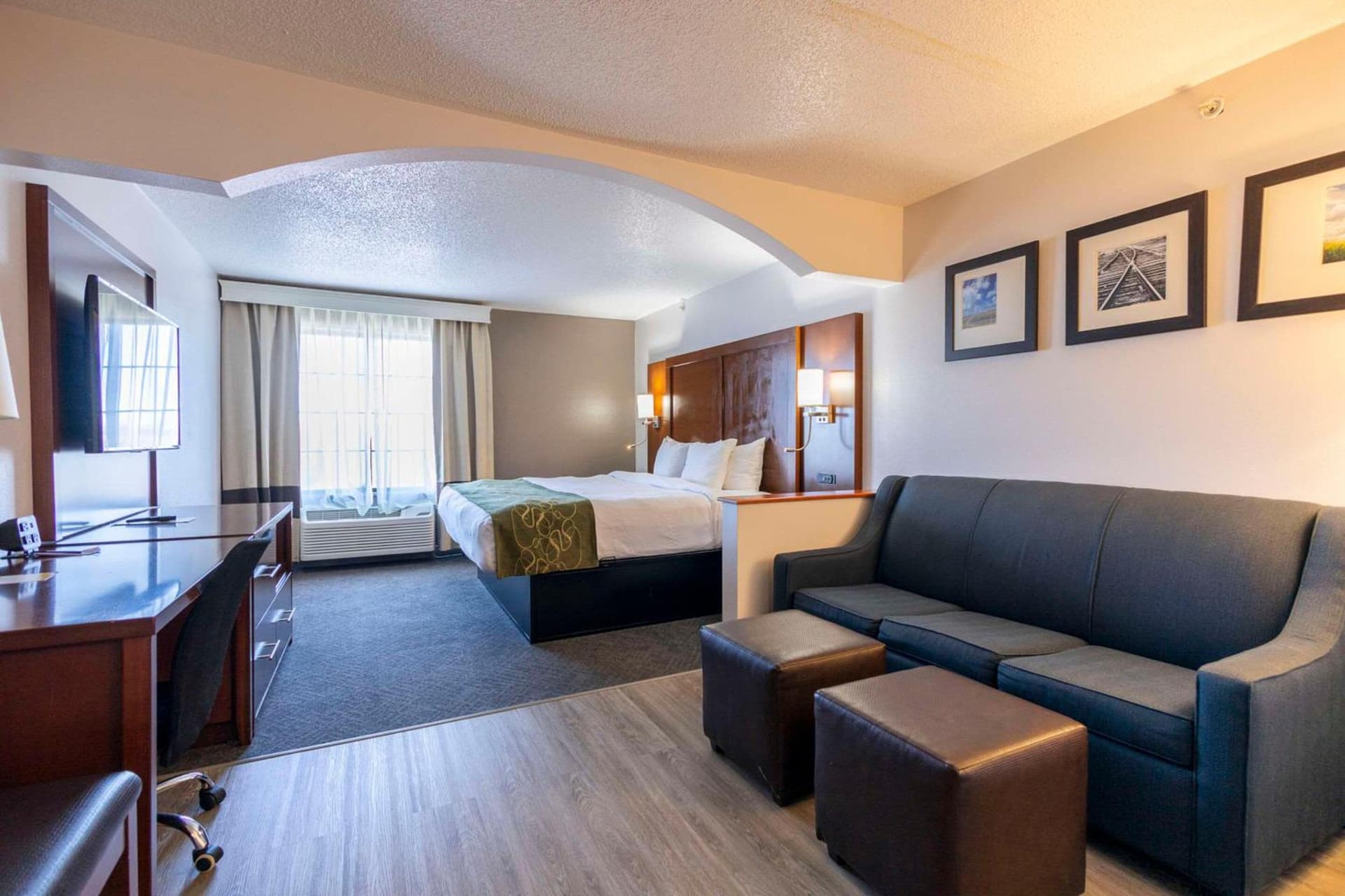 Comfort Suites Springfield I-70 gallery photo in Springfield, OH — image 26