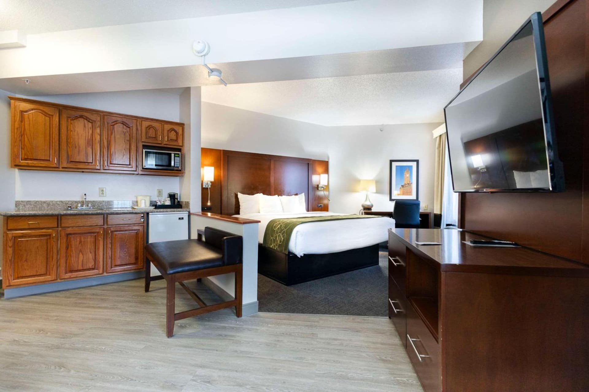 Comfort Suites Springfield I-70 gallery photo in Springfield, OH — image 81