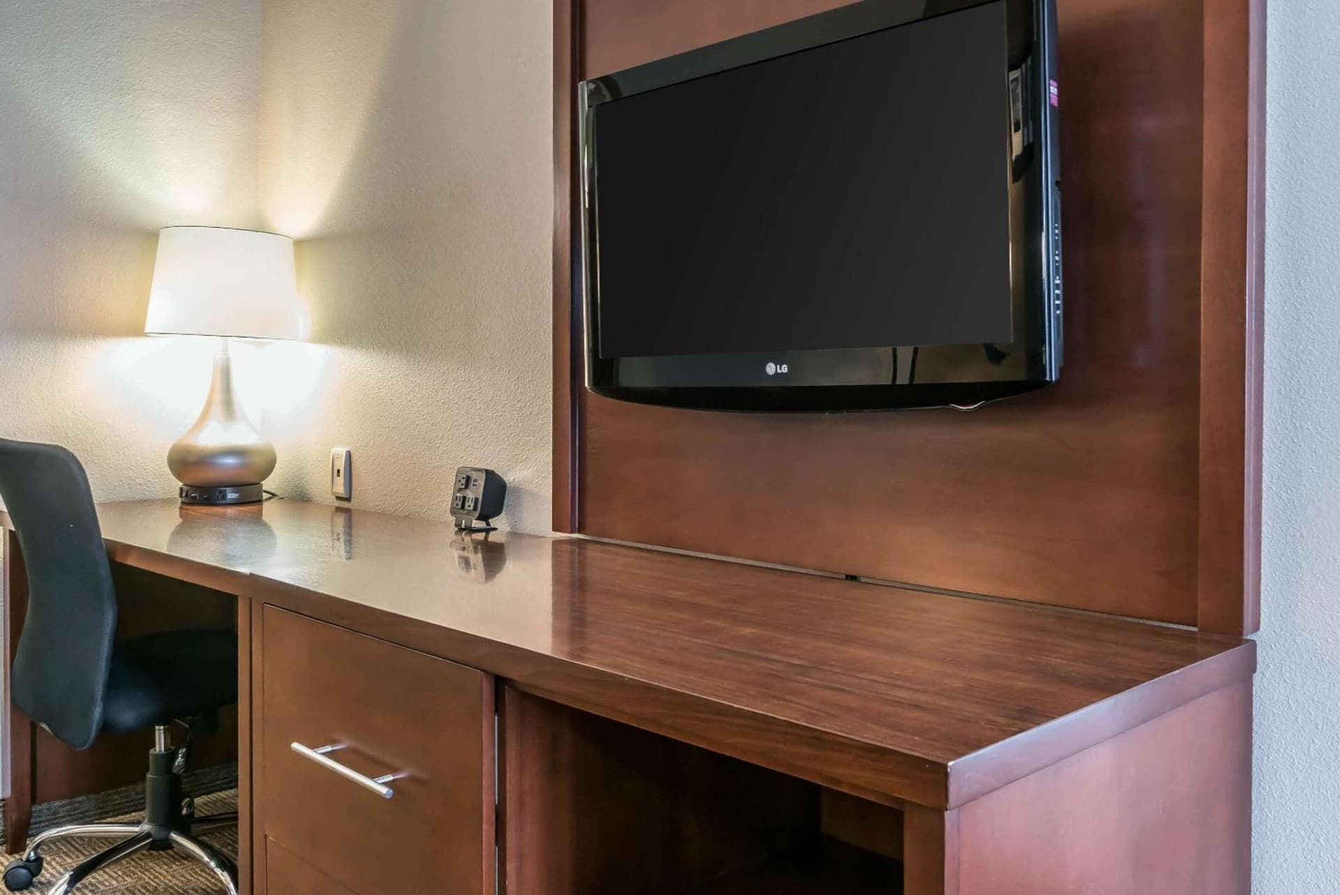 Comfort Suites Springfield I-70 gallery photo in Springfield, OH — image 8