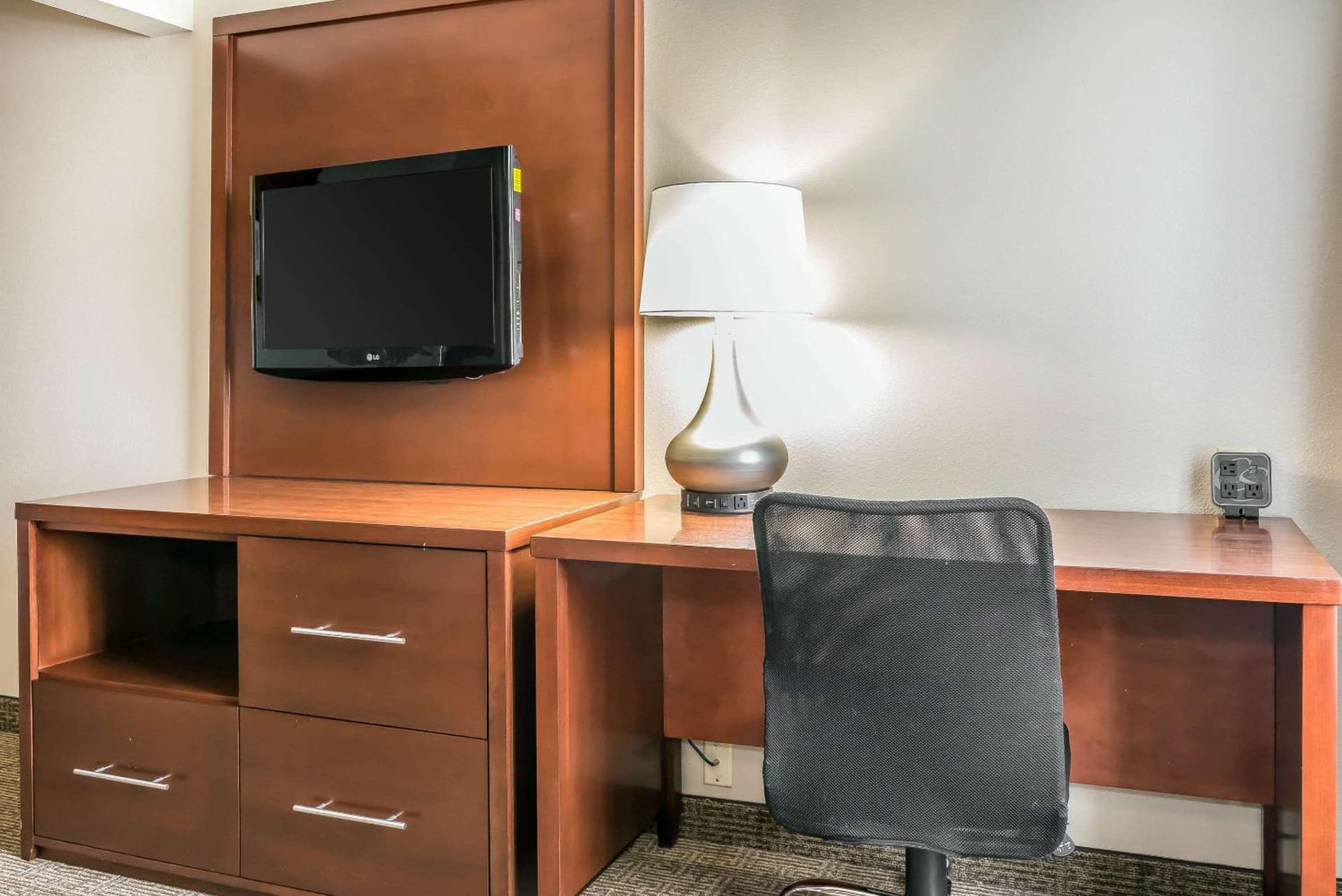 Comfort Suites Springfield I-70 gallery photo in Springfield, OH — image 78