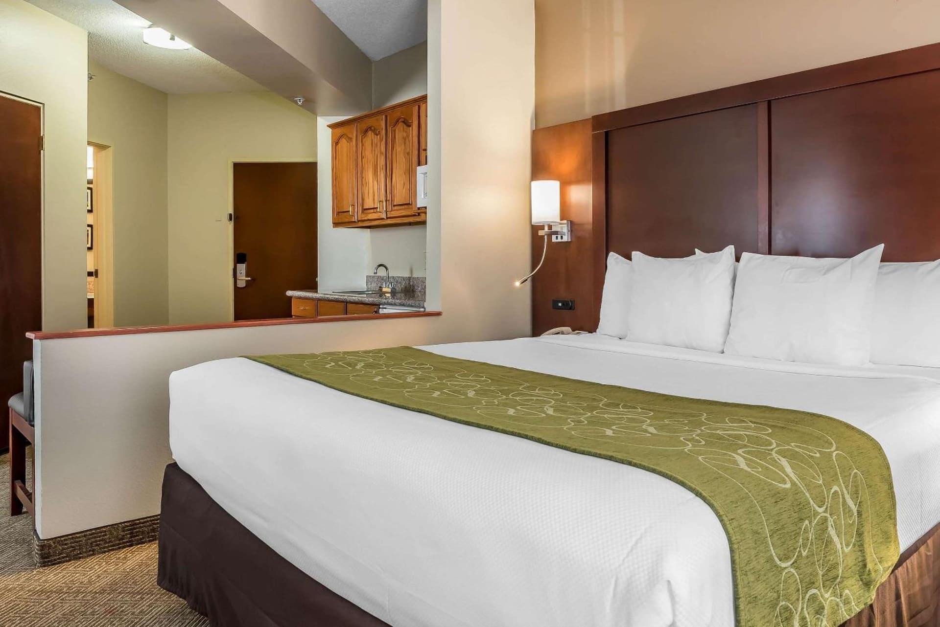 Comfort Suites Springfield I-70 gallery photo in Springfield, OH — image 68