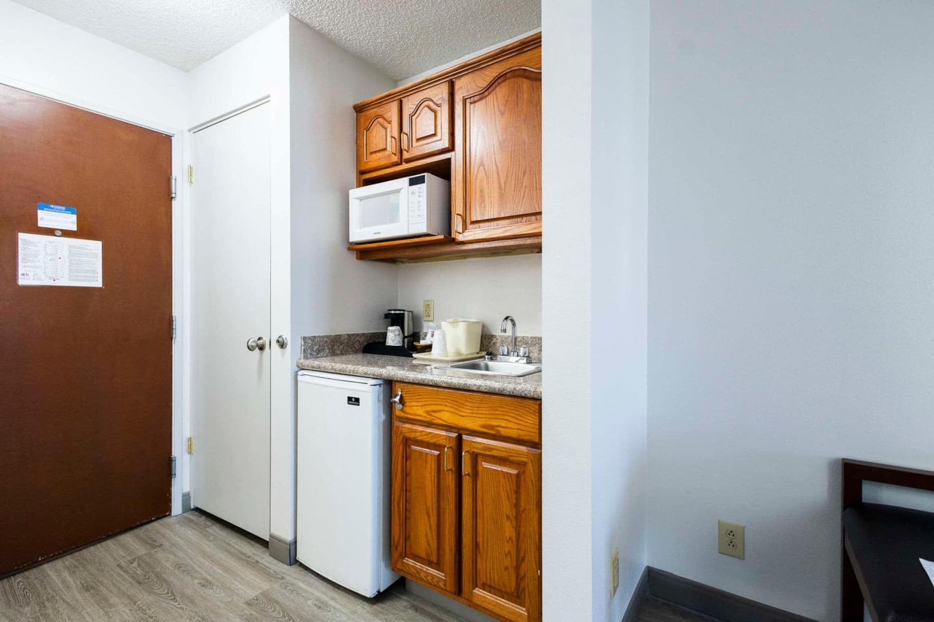 Comfort Suites Springfield I-70 gallery photo in Springfield, OH — image 76