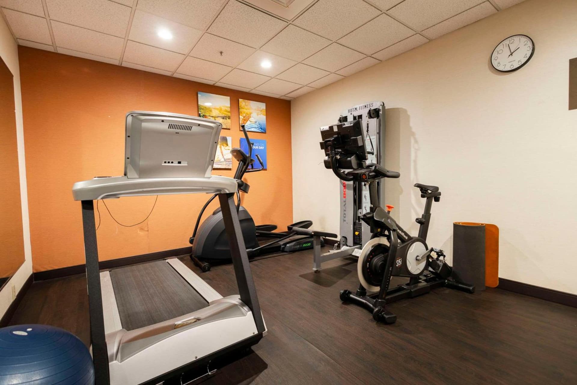 Comfort Suites Springfield I-70 gallery photo in Springfield, OH — image 36